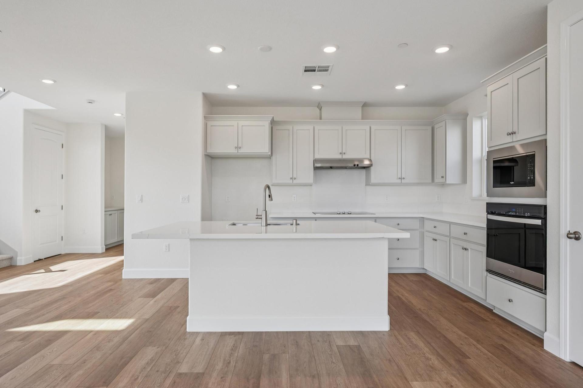095-296-300-colfax-lane.94997.p5k.021