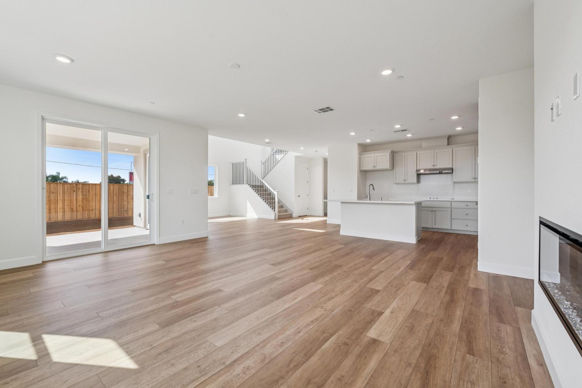 094-296-300-colfax-lane.94997.p5k.020