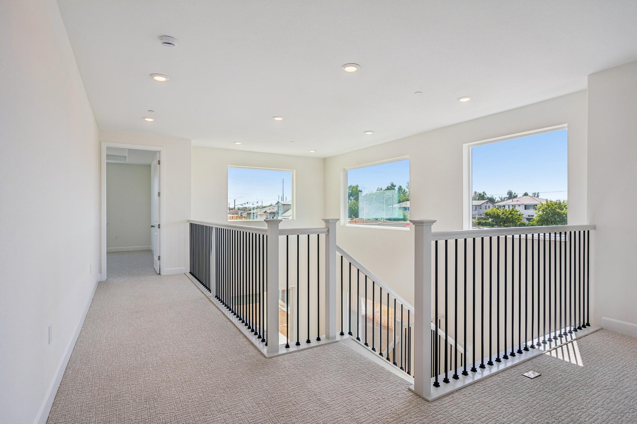 139-296-300-colfax-lane.94997.p5k.062