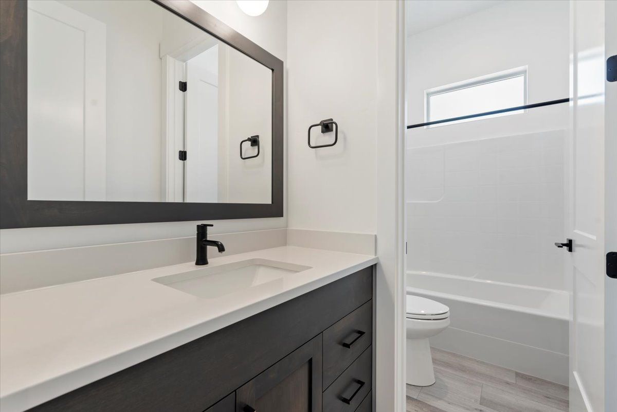 21-021_Bathroom