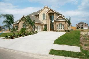 Divine Custom Homes por Divine Custom Homes en Rio Grande Valley Texas