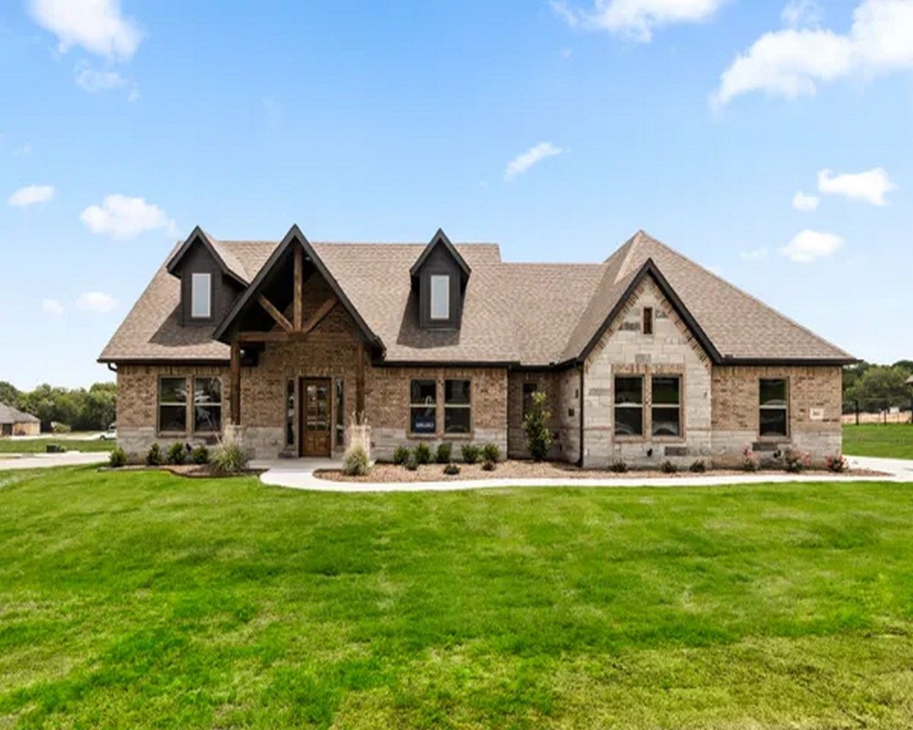 New Construction Homes in Weatherford, TX 1,993 Homes