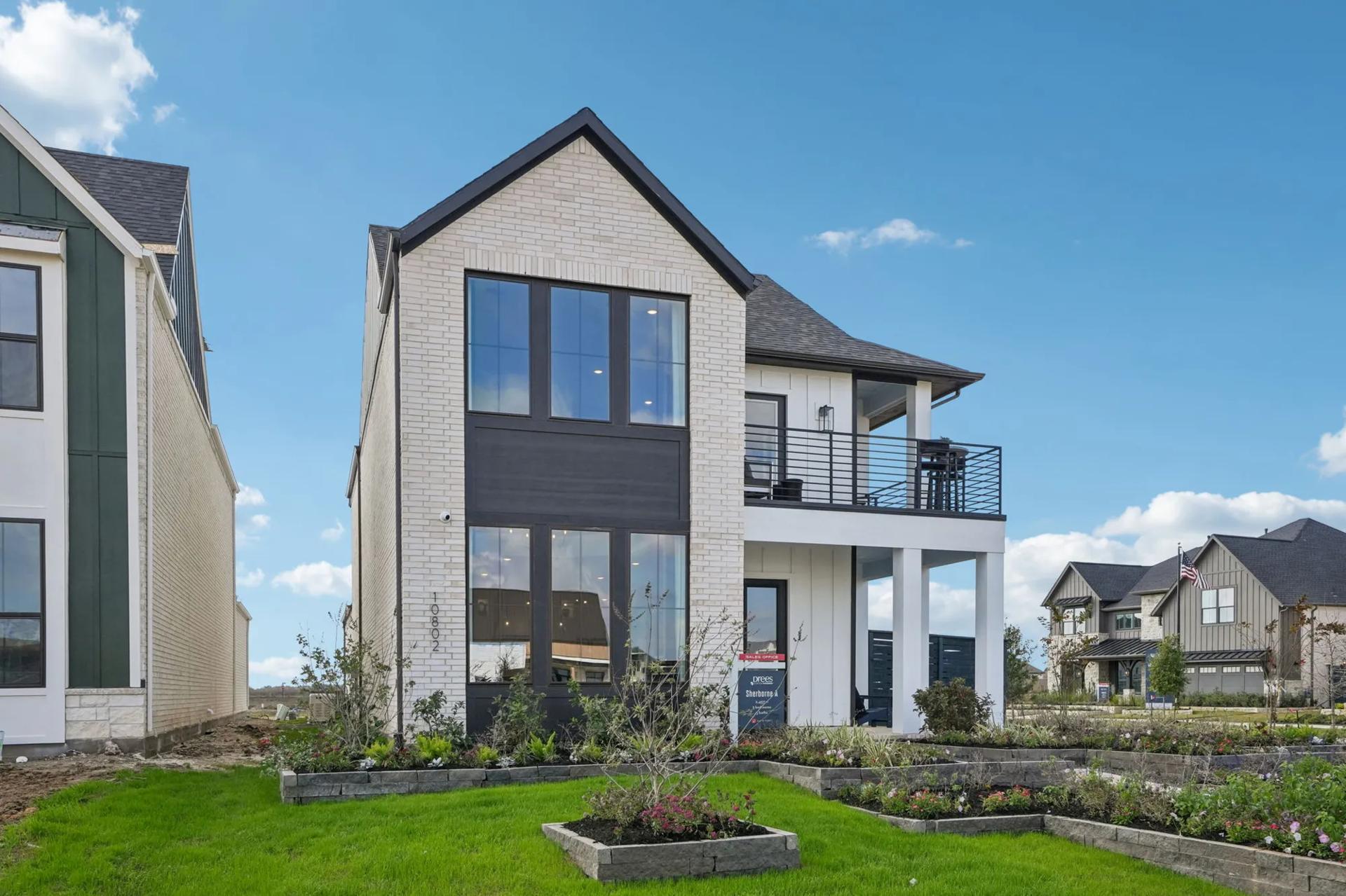 casa en Austin Point Summit por Drees Custom Homes