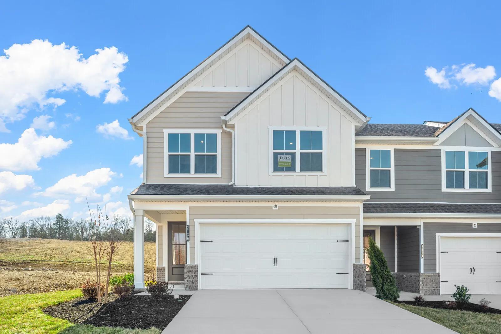 2136 Cheltenham Place (BEVERLY)