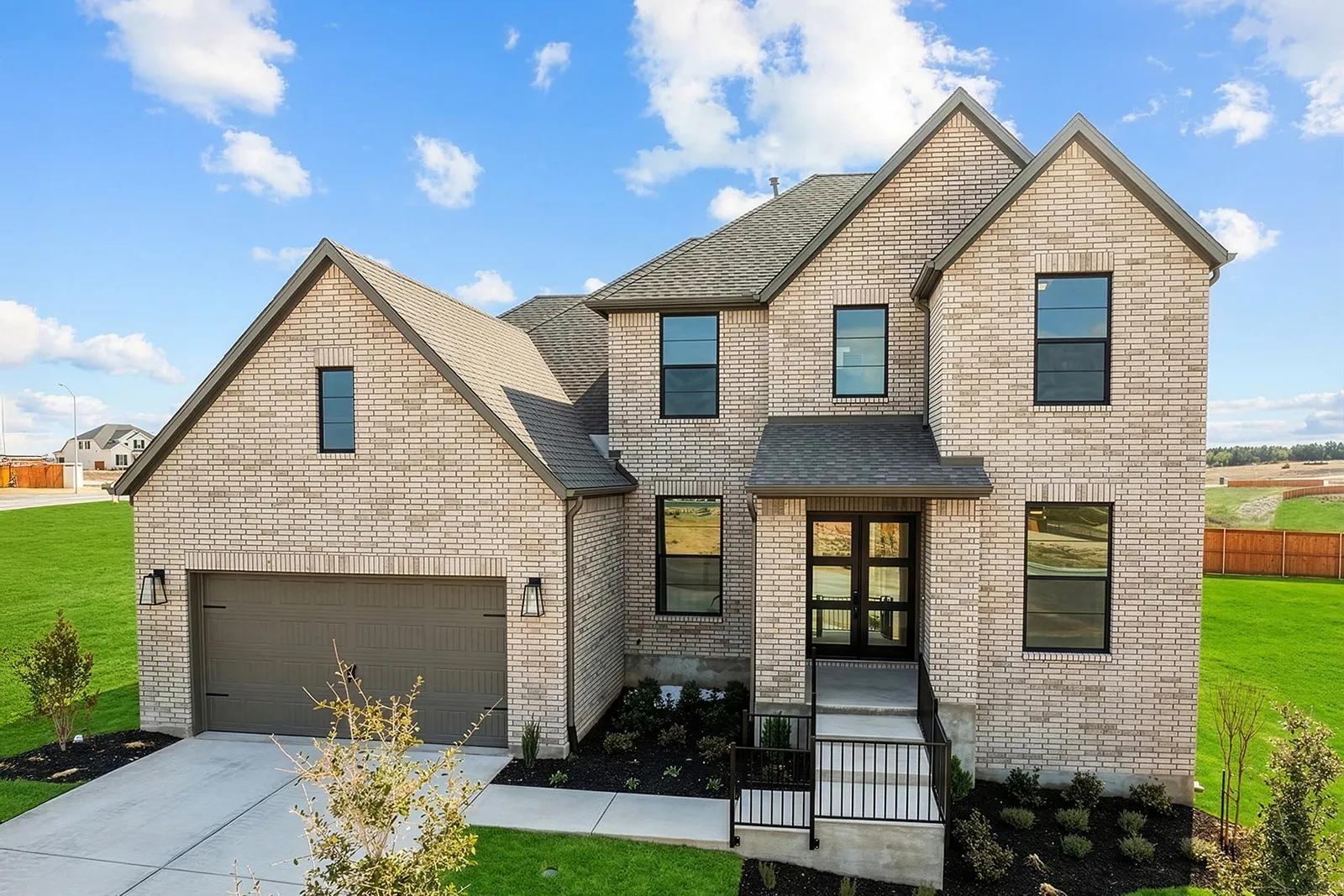 507 Uphill Court (DAKOTA)