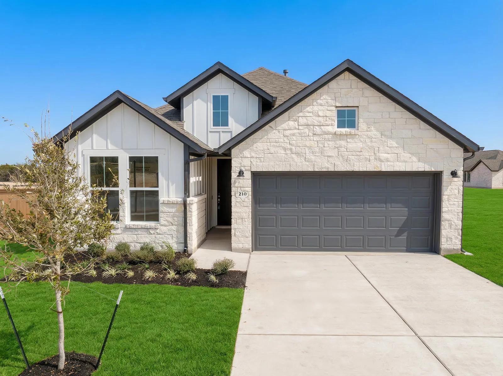 210 Silverbell Lane (BRAESWOOD)