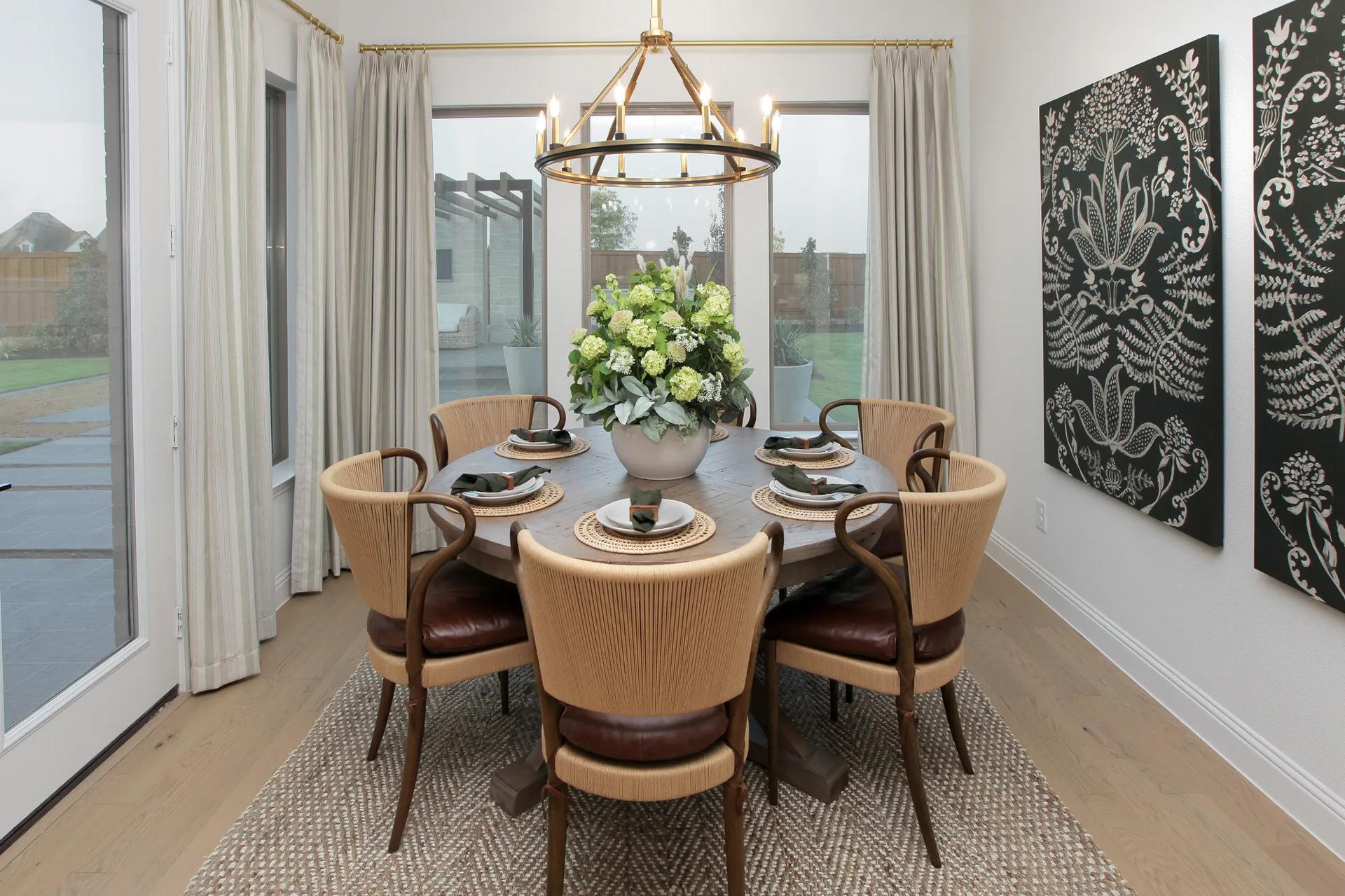 casa en Quail Hollow por Drees Custom Homes