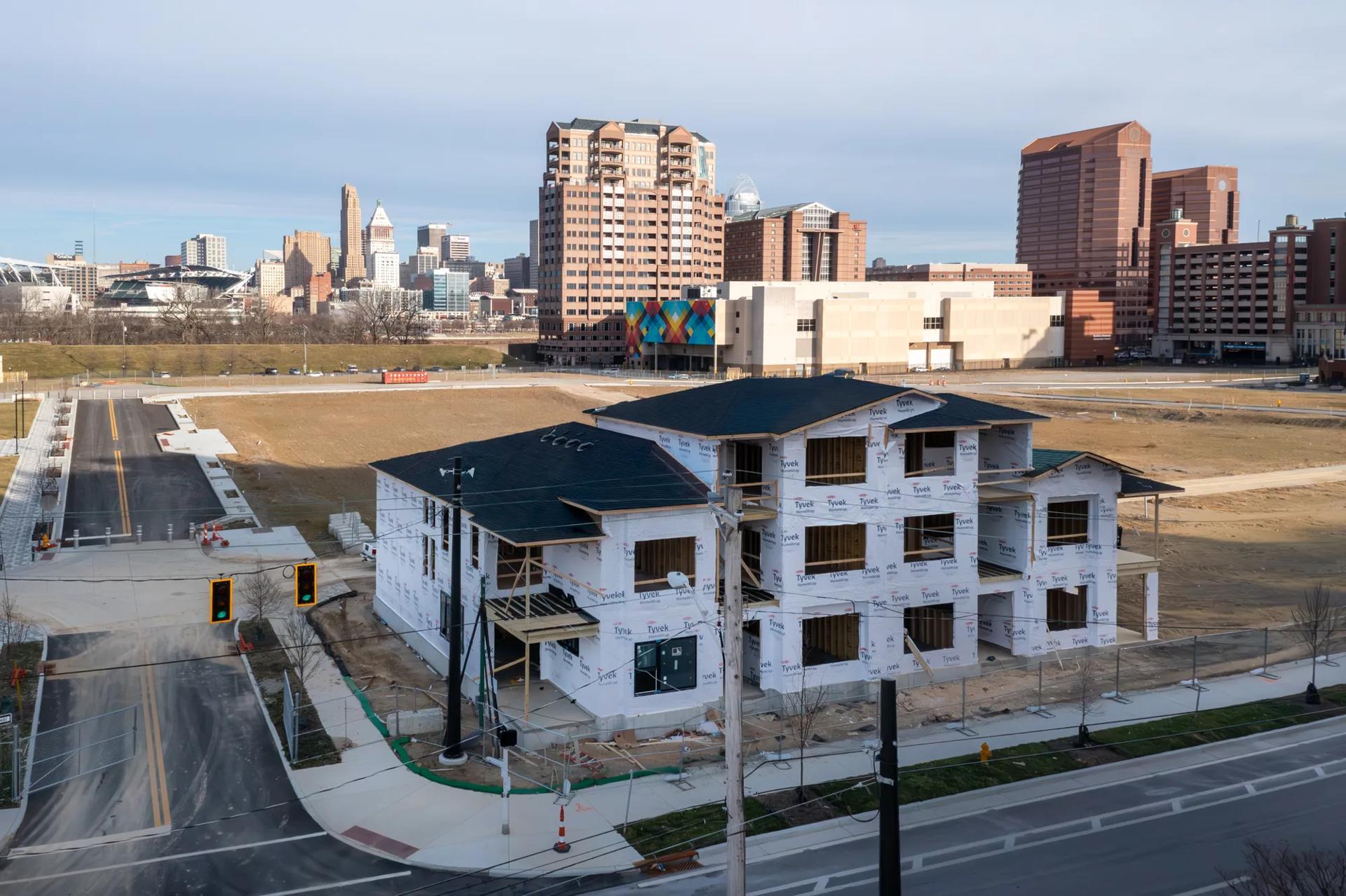 126 W 4th Street (HUNDLEY)