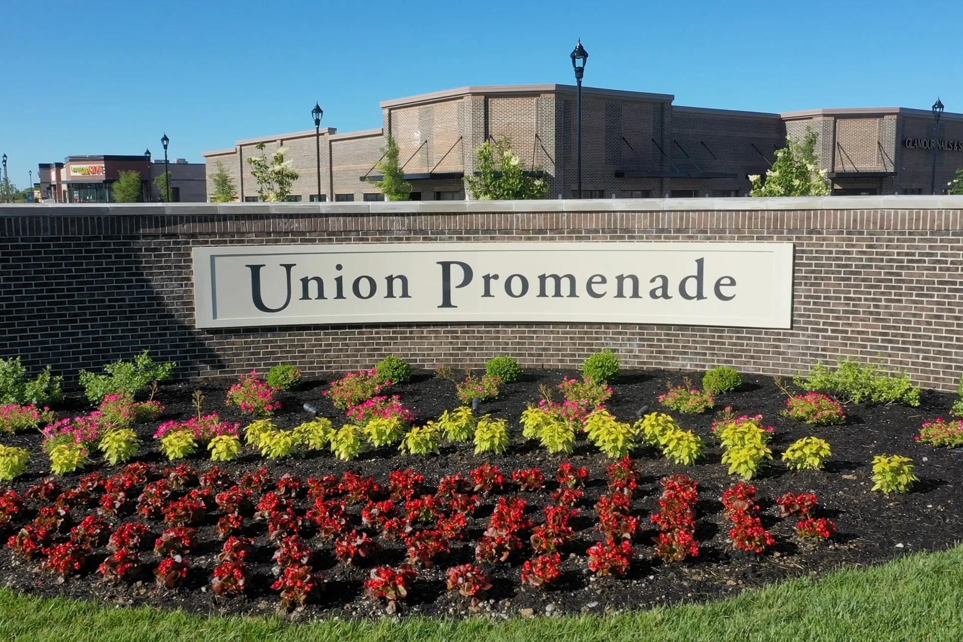 casa en Retreat at Union Promenade por Drees Homes