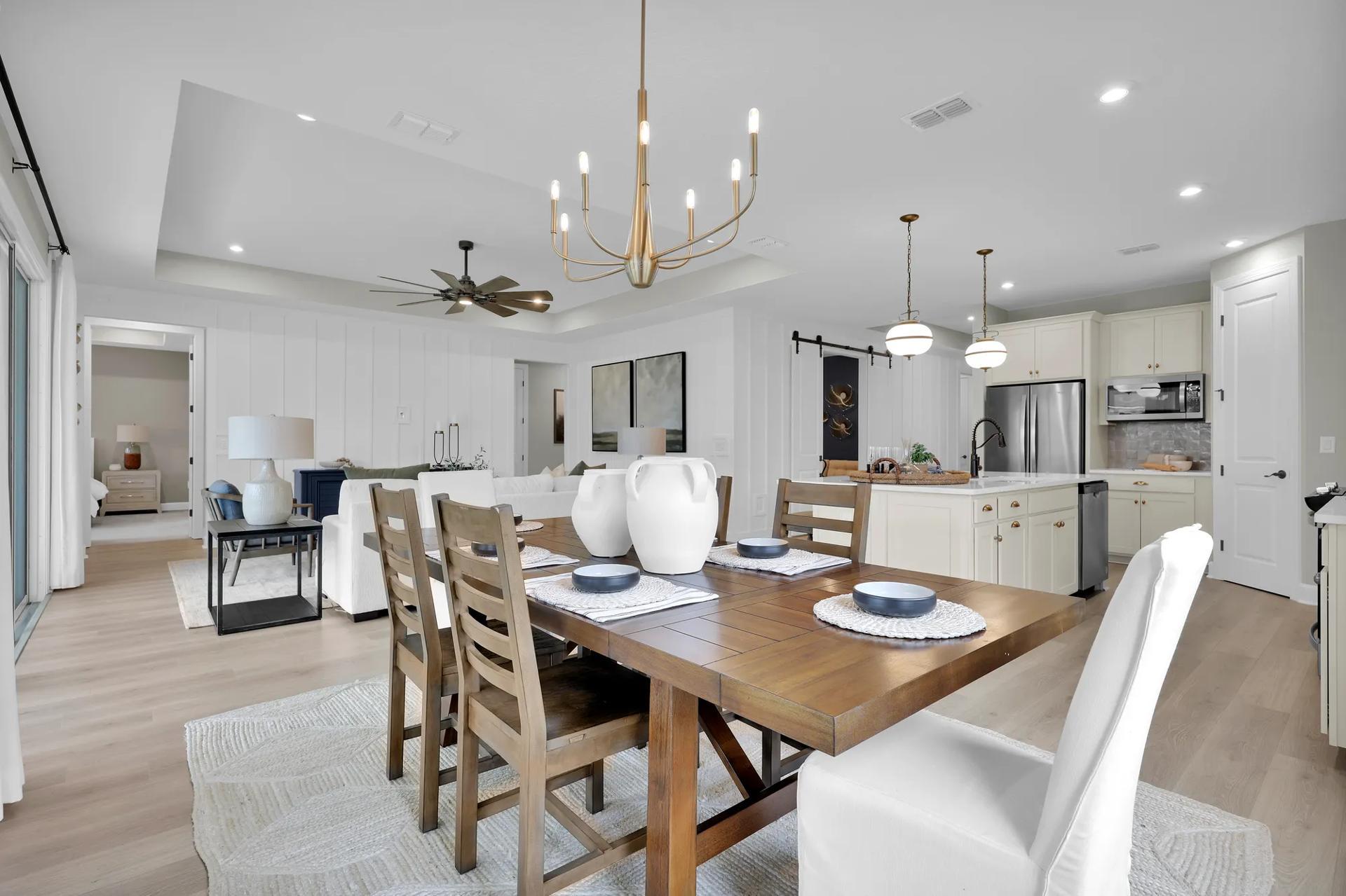 casa en Creighton Pointe por Drees Homes