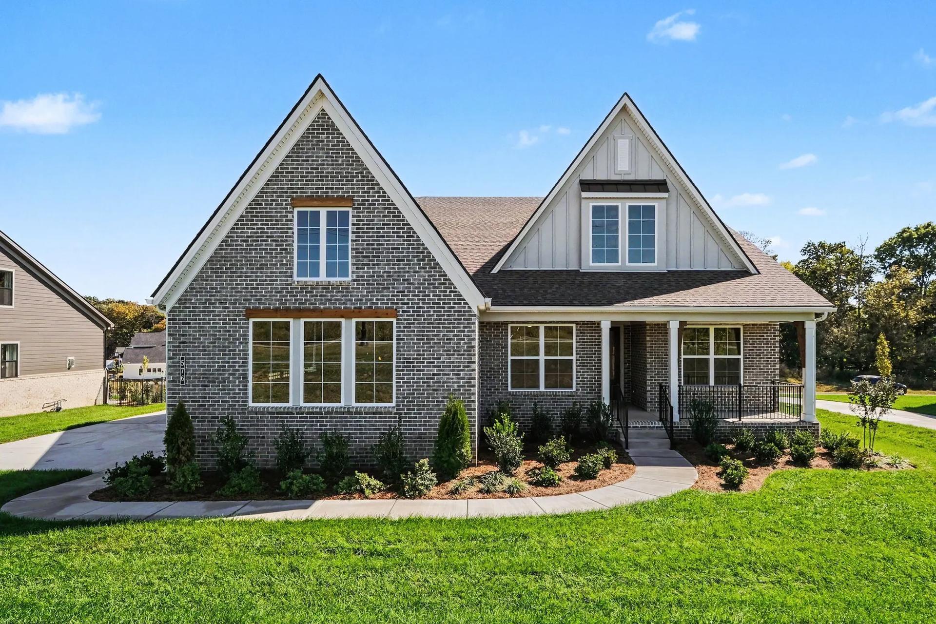 576 Baker Road (PARKETTE)