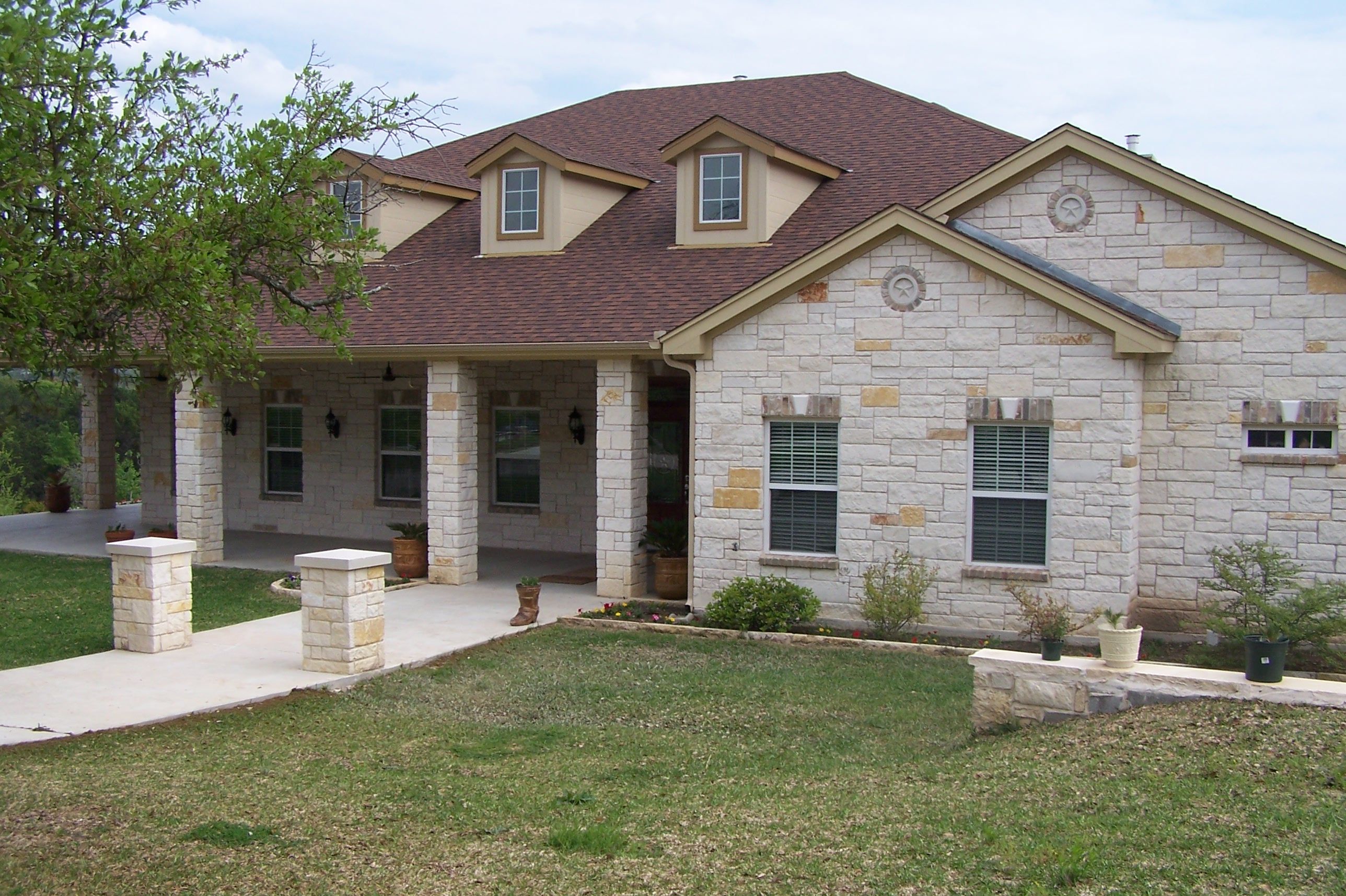 casa en Duran Homes por Duran Homes