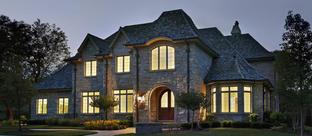 Dynasty Builders por Dynasty Builders en Detroit Michigan