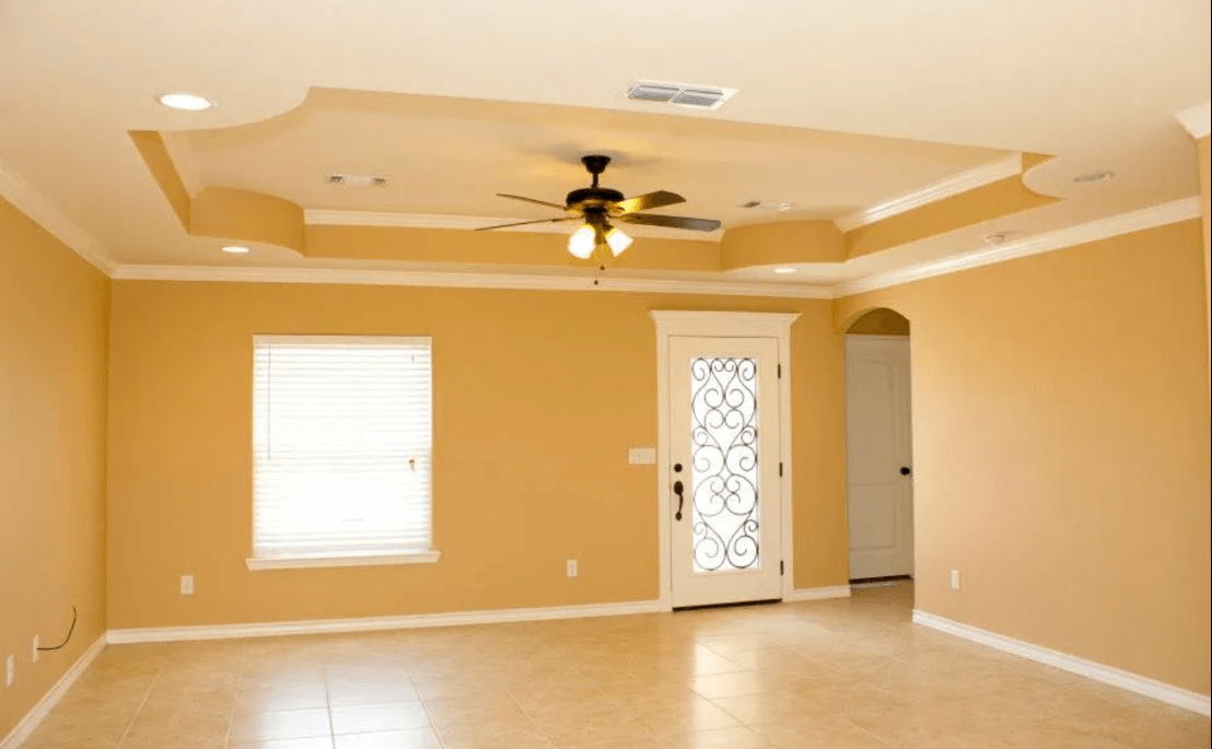 casa en EE Homes Inc. por EE Homes Inc.