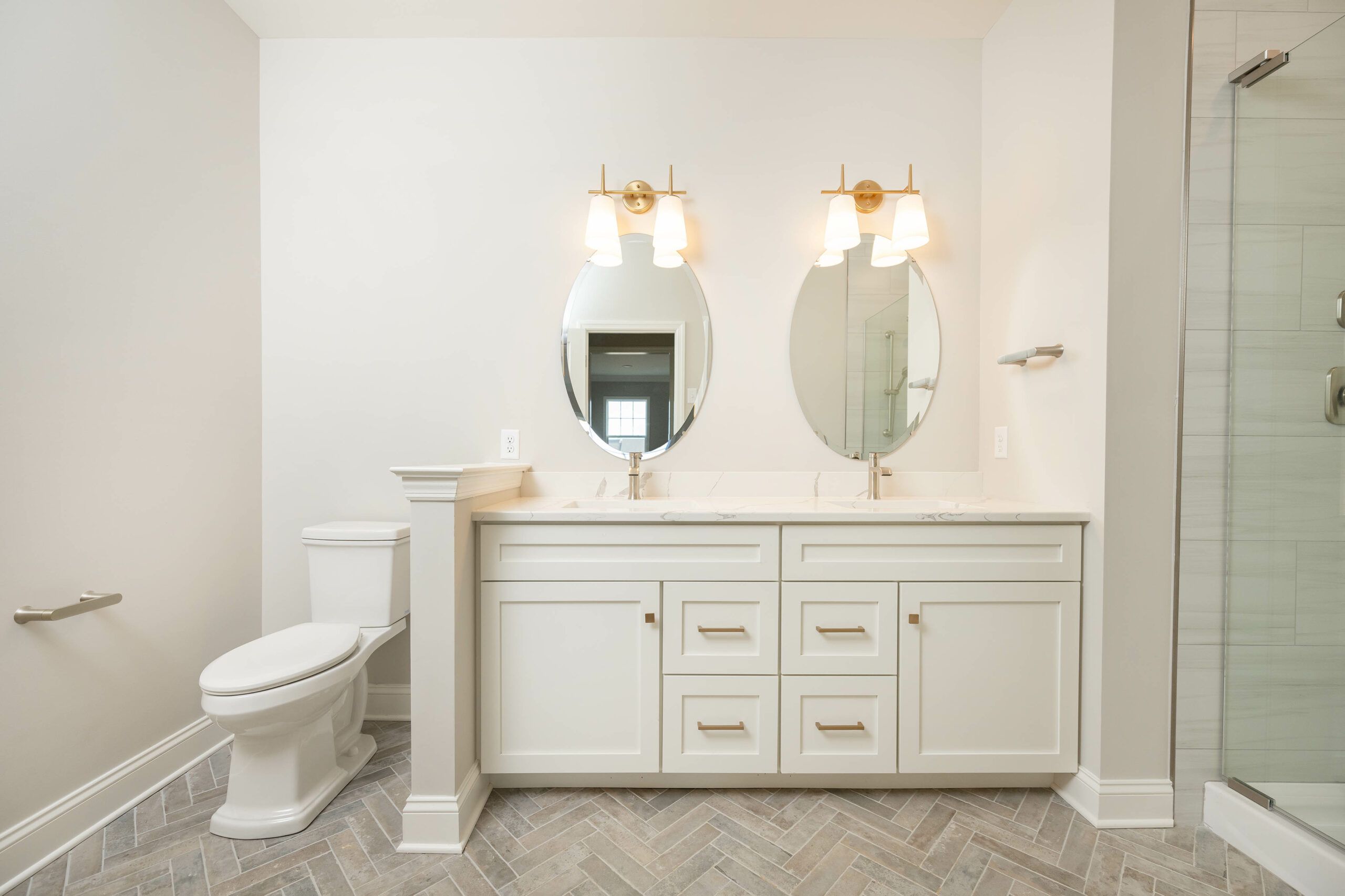 Coriander Owner's Bath