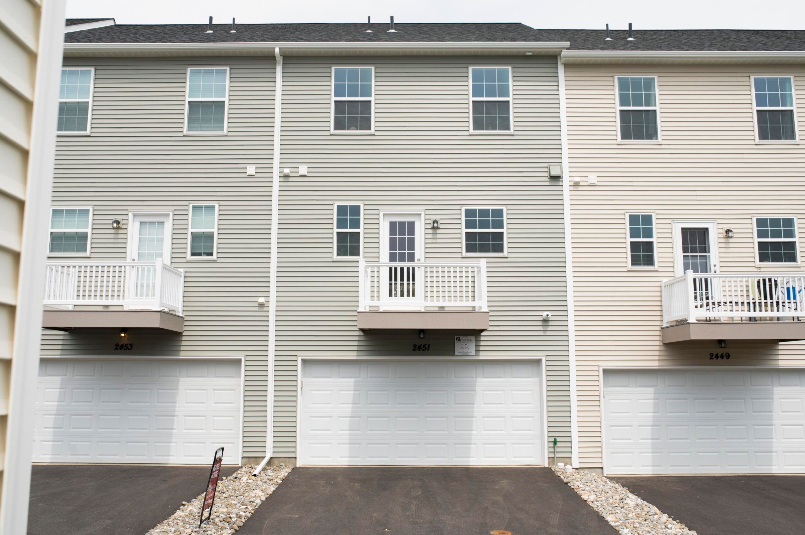 Aberdeen Townhome Garage Entry