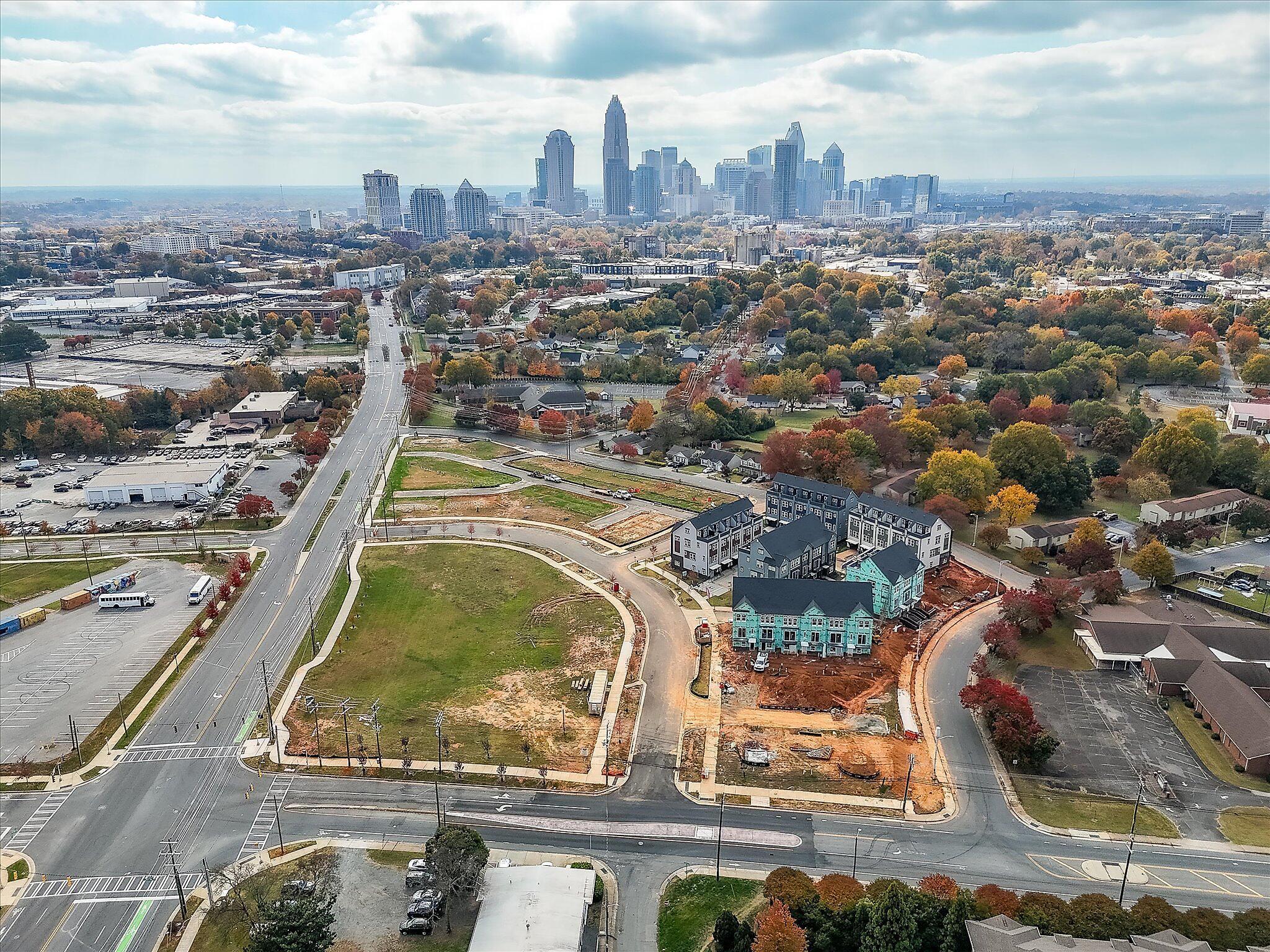 Minutes from Uptown Charlotte