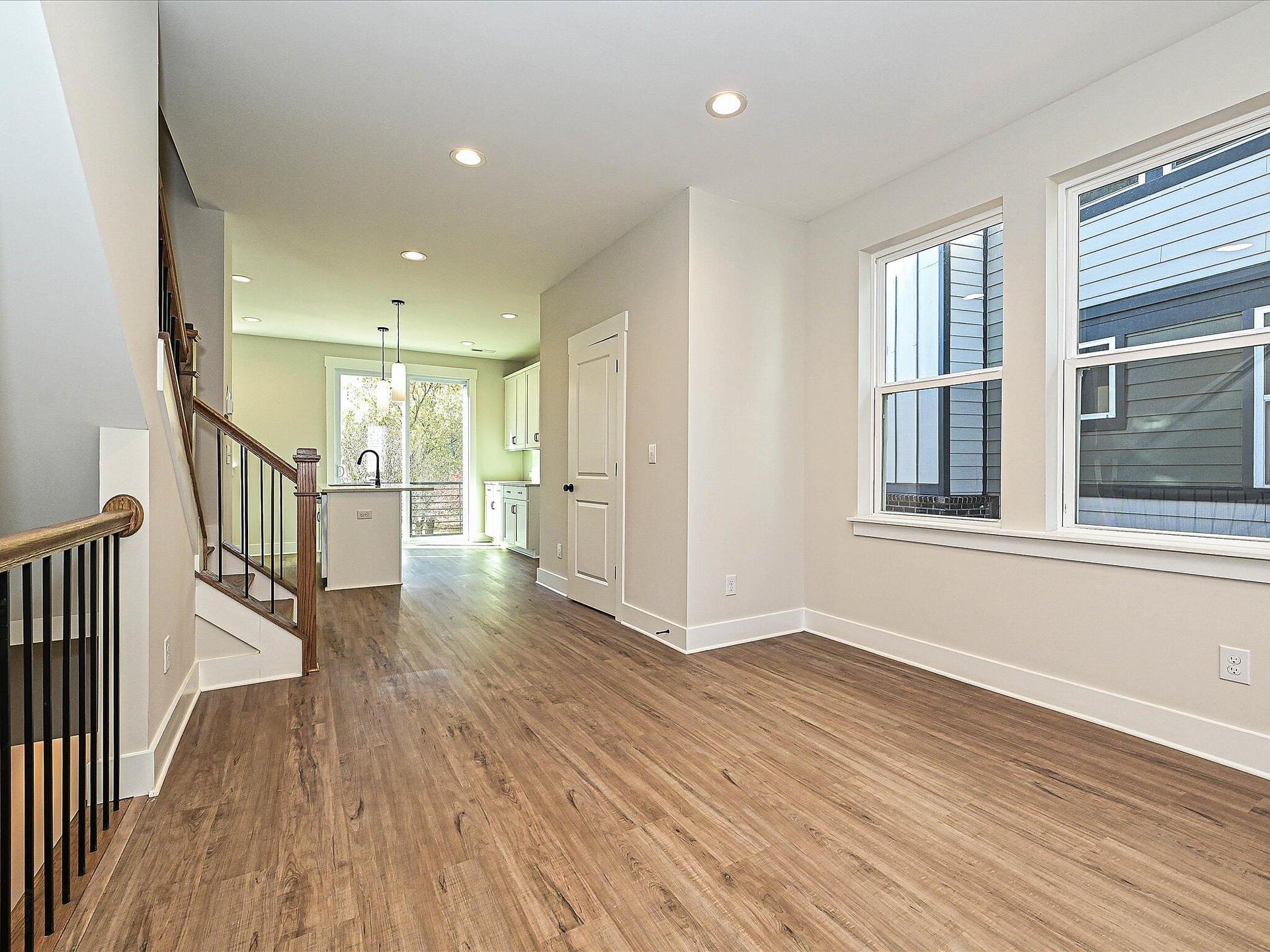 Dining/Kitchen