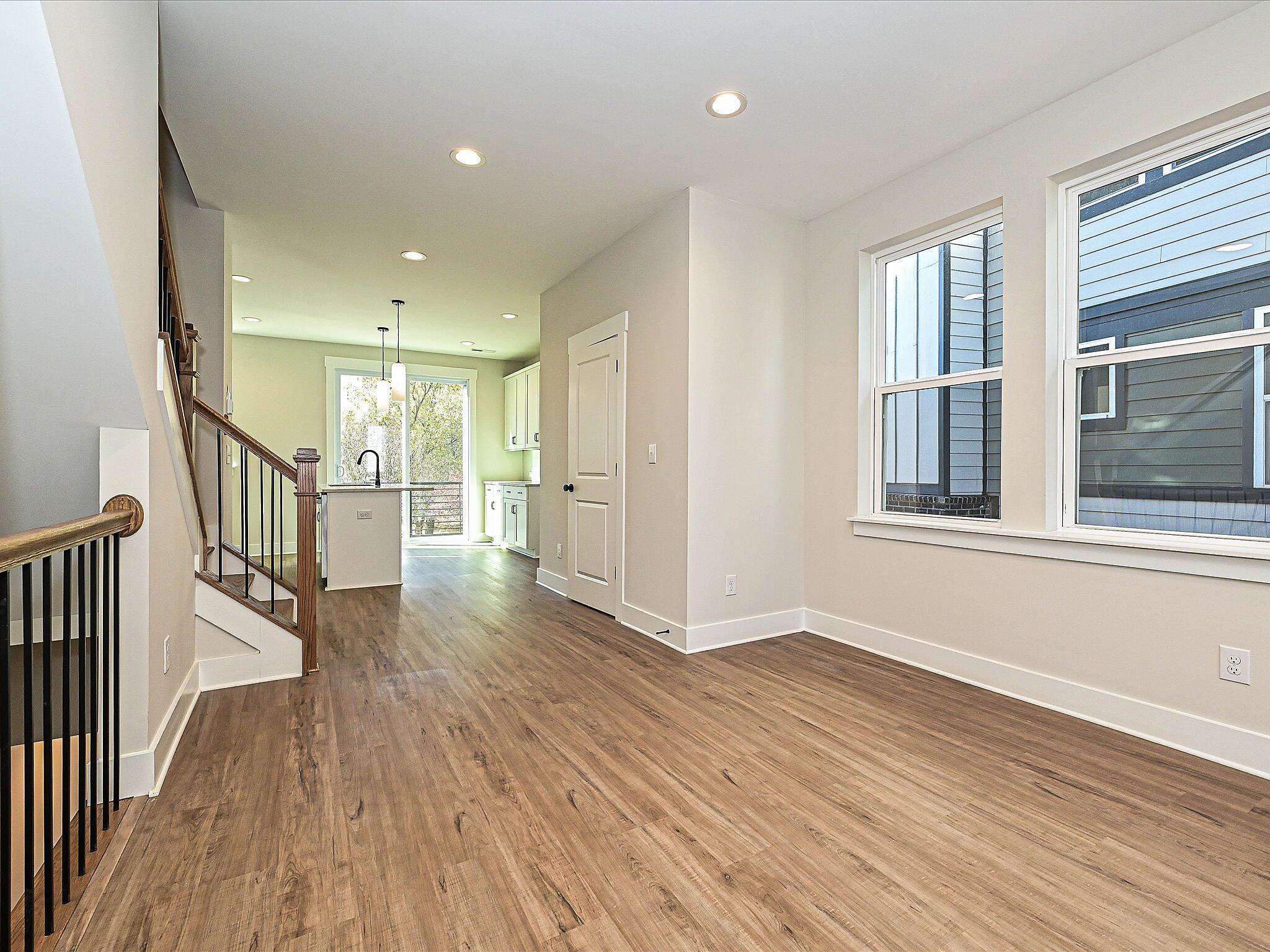 Dining/Kitchen