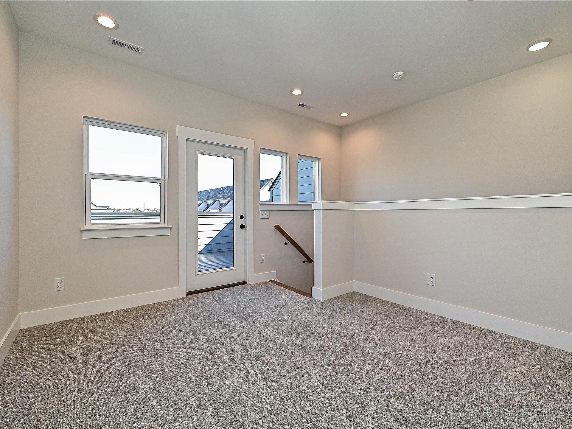 4th Floor Bonus Bedroom