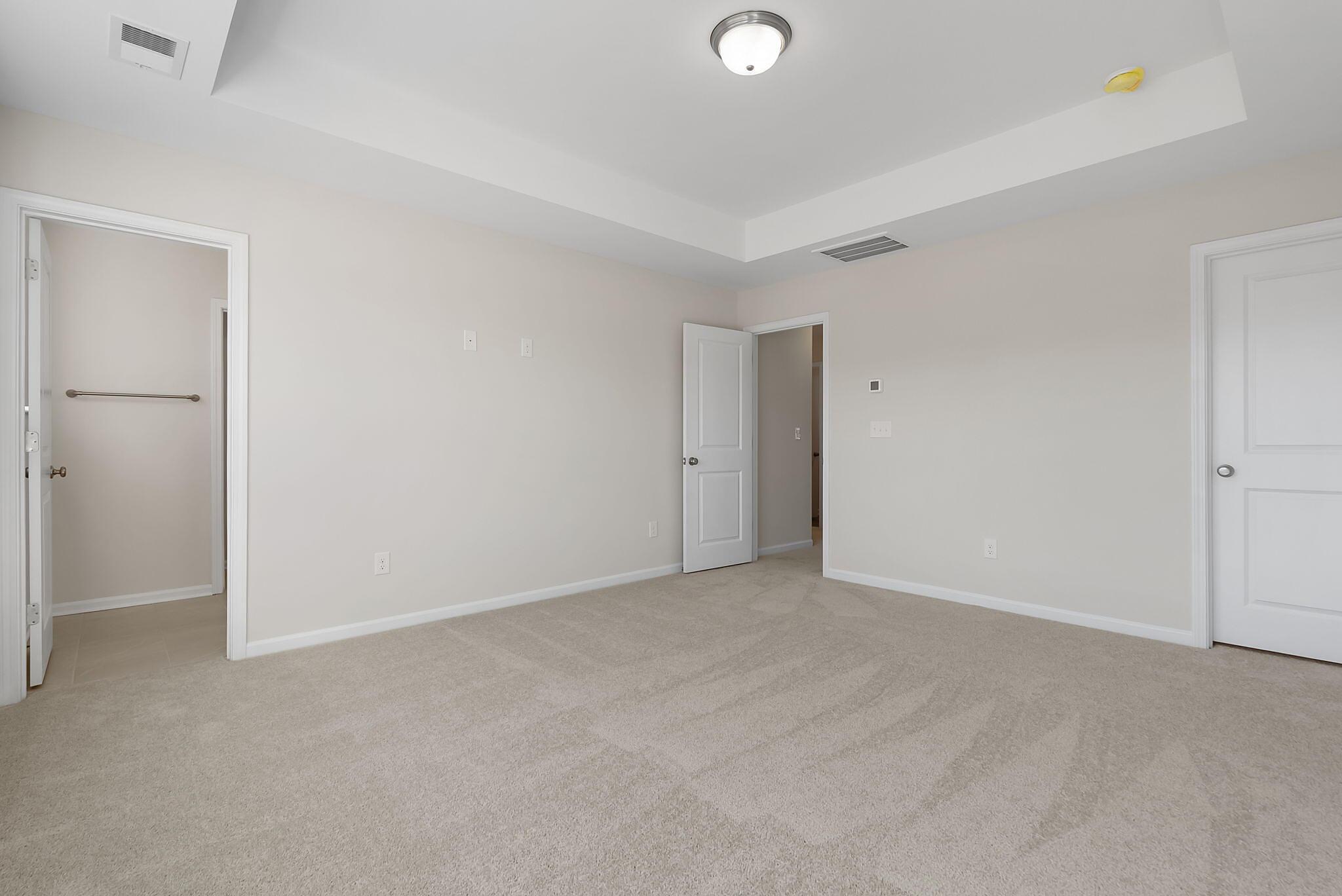 Premier Suite with Tray Ceiling