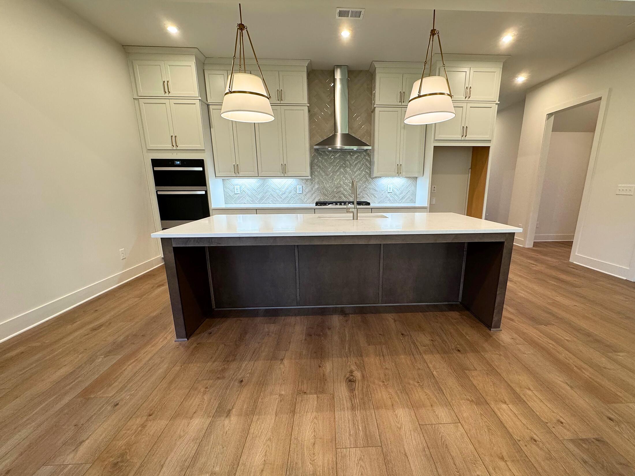 3932 Calm Court (Constance)