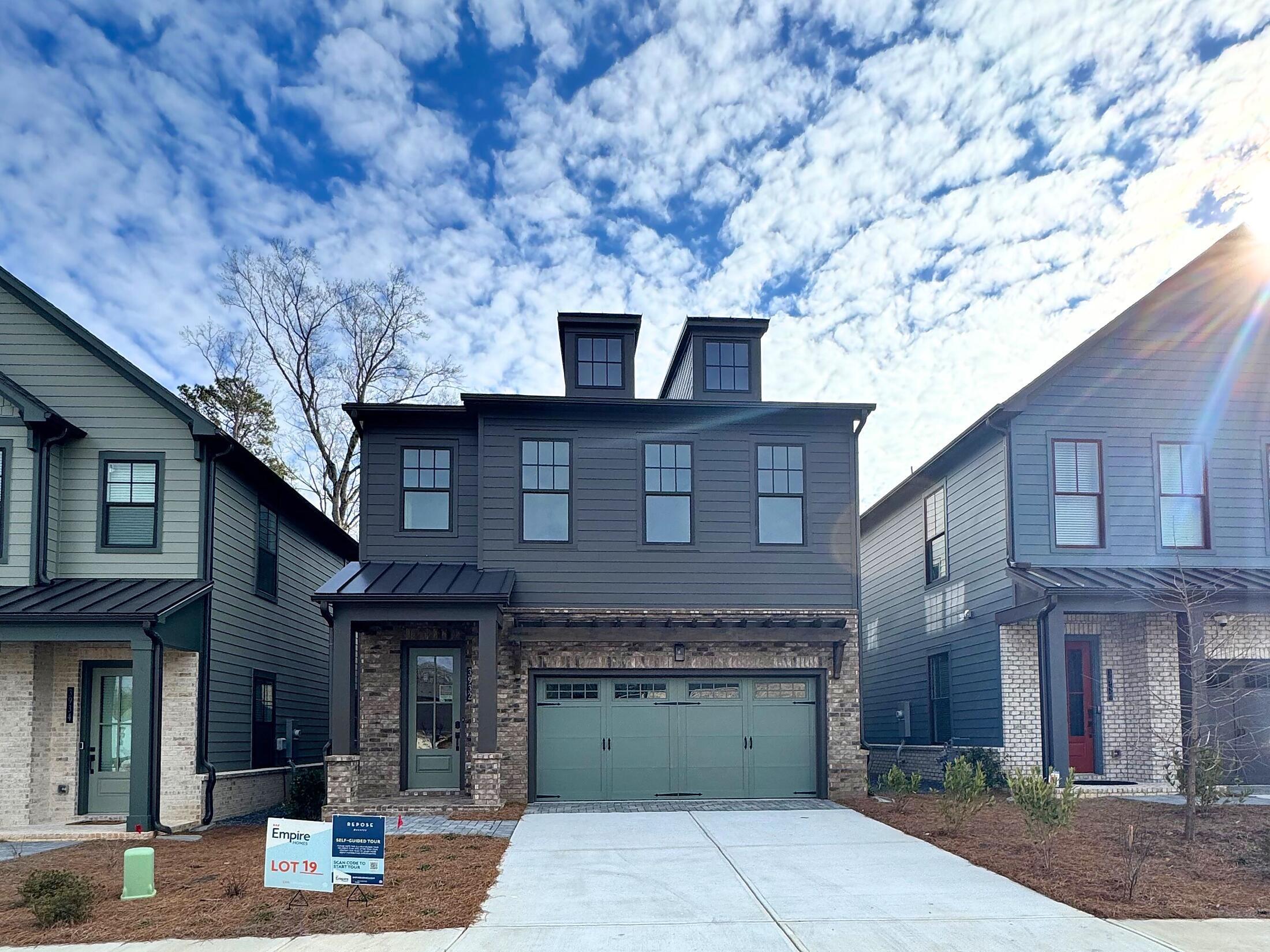 3932 Calm Court (Constance)