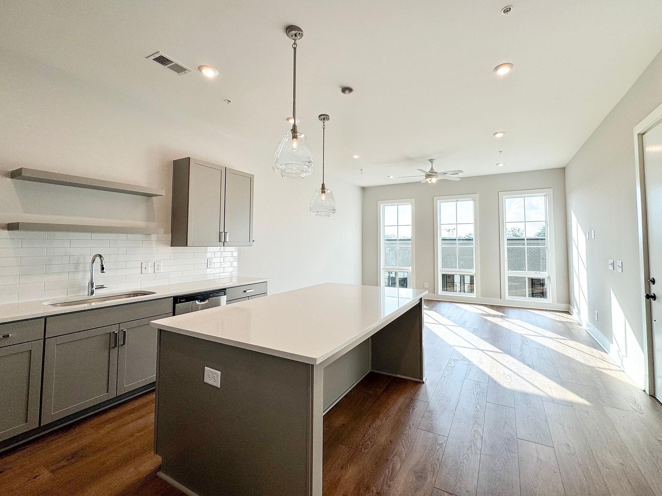 992 Bibbs Circle NW Unit 10 (Entertainer)