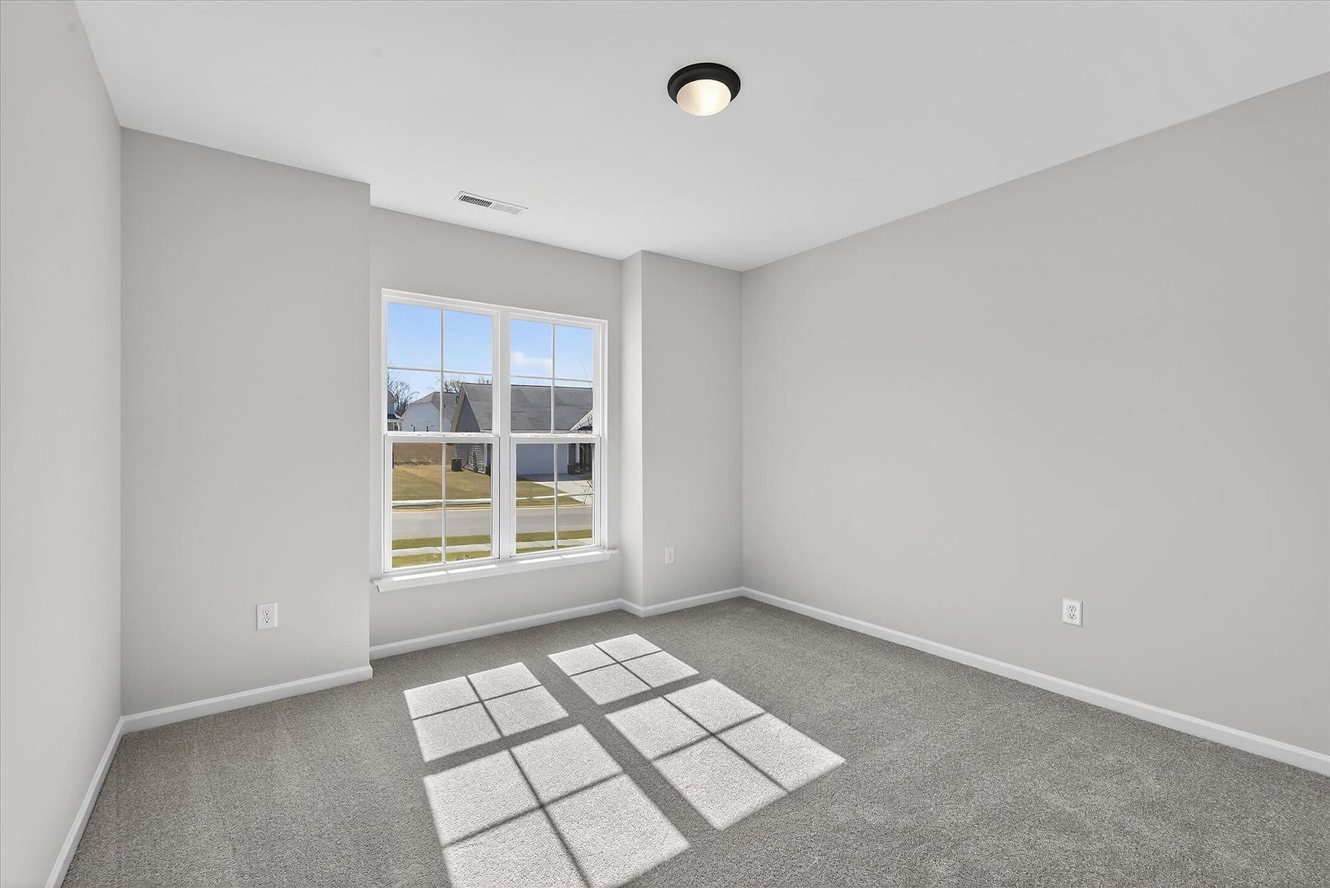 Bedroom 2 (1st Floor)