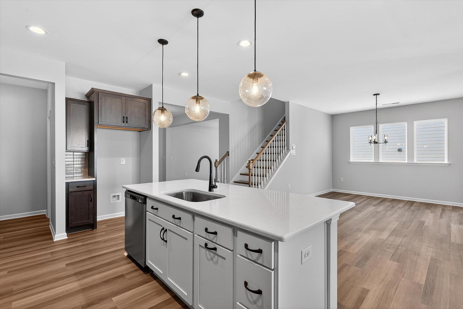 Kitchen & Morning Room