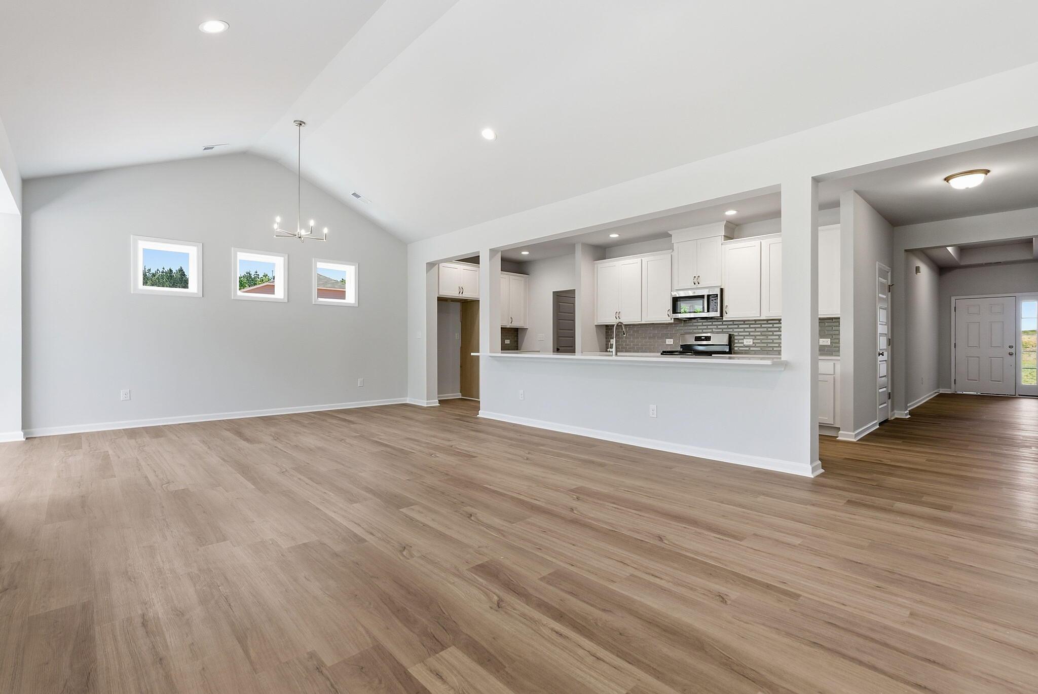 Family Room, Kitchen & Breakfast