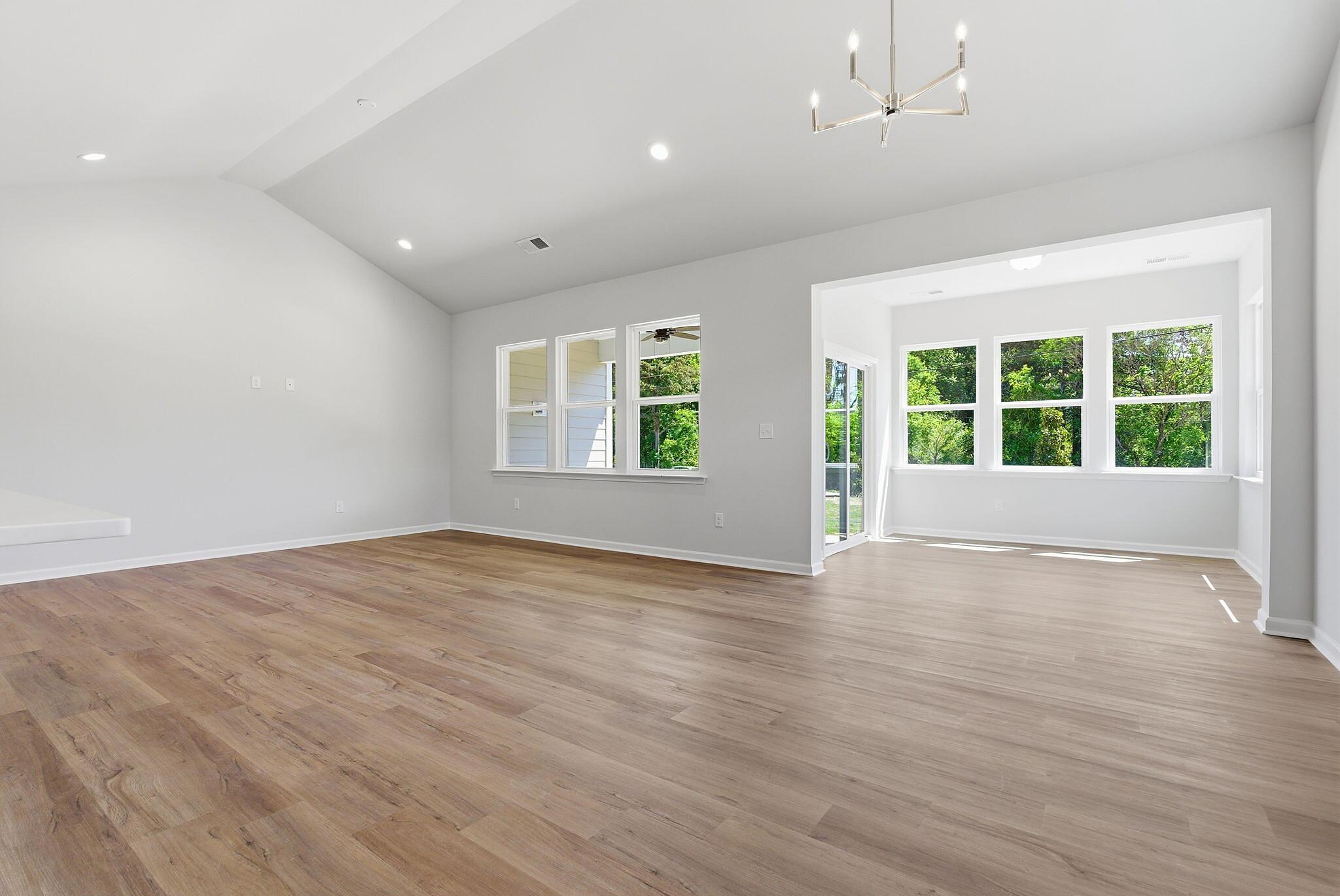 Breakfast, Family Room & Sunroom