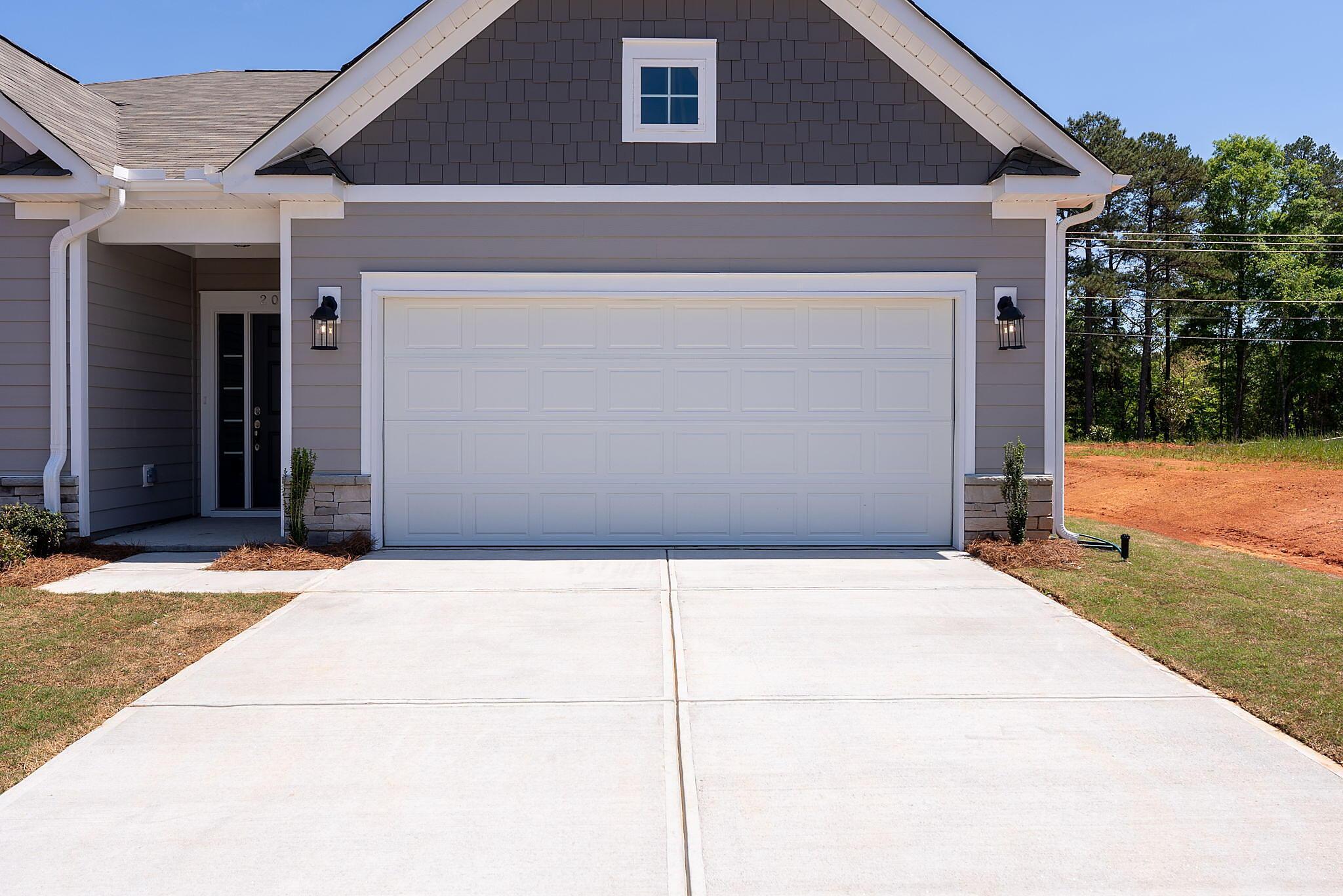 Garage & Driveway