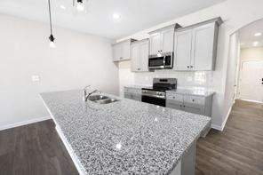 5933 Wallace Ave (Whitley A)