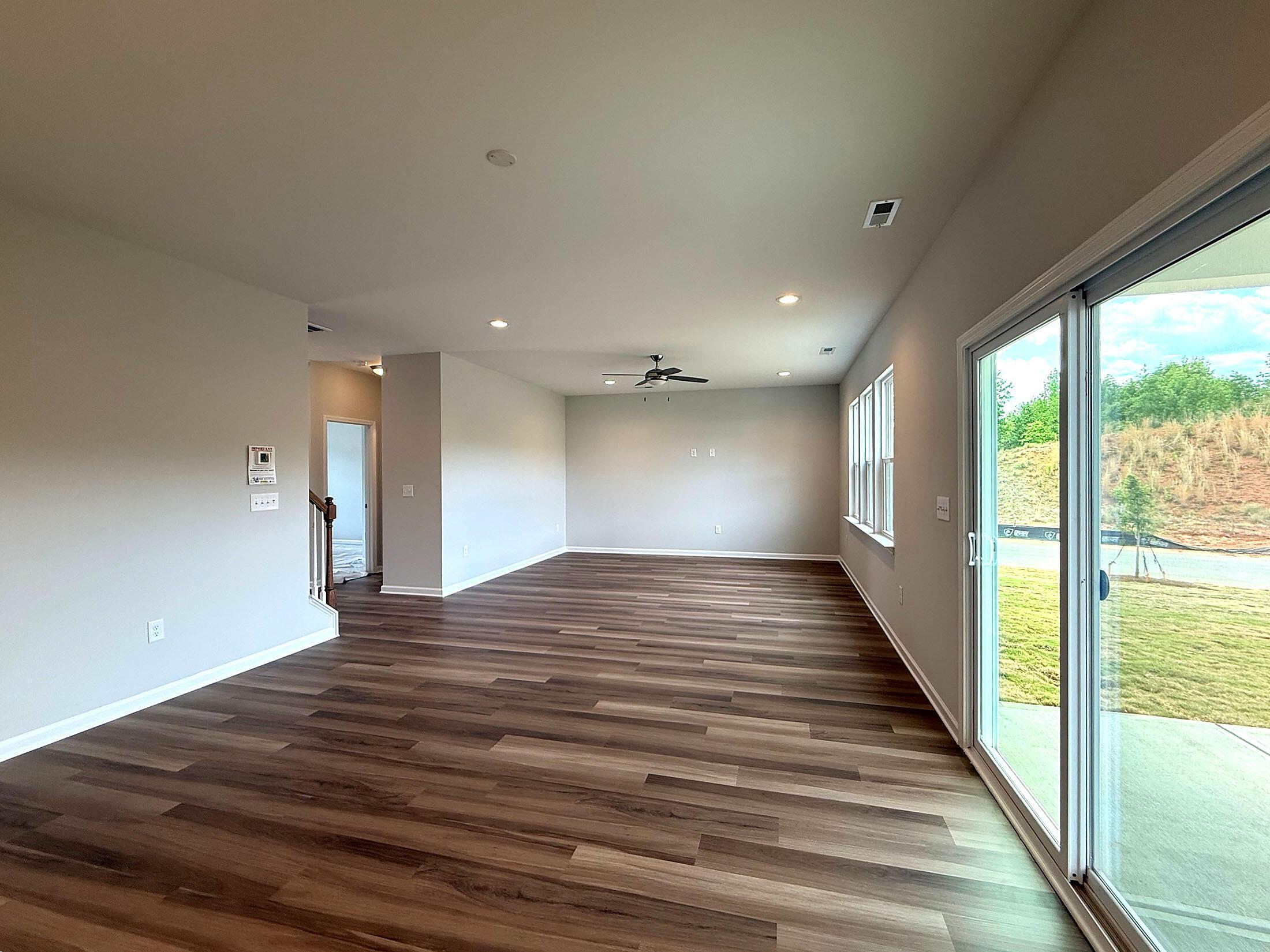 Dining & Family Room