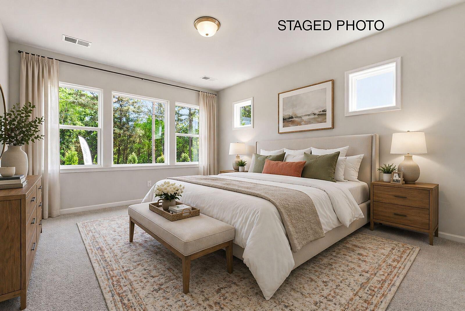 Premier Suite - Staged