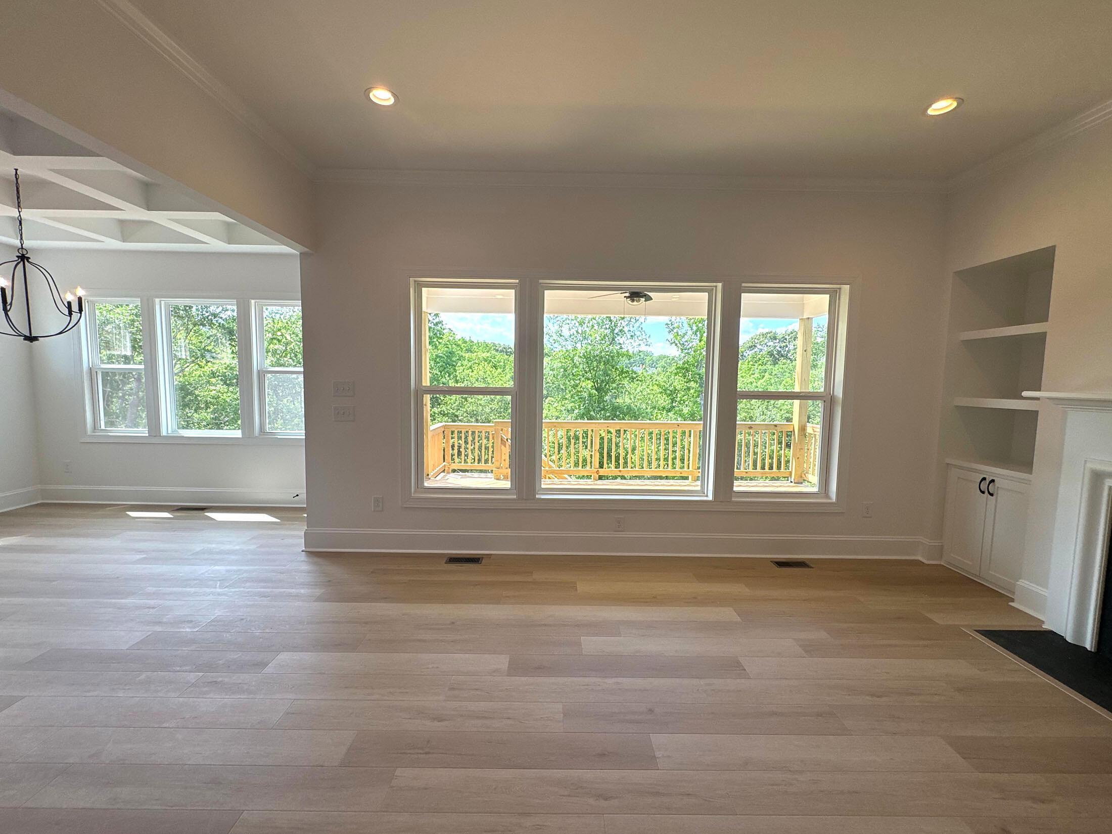 Family Room & Breakfast area