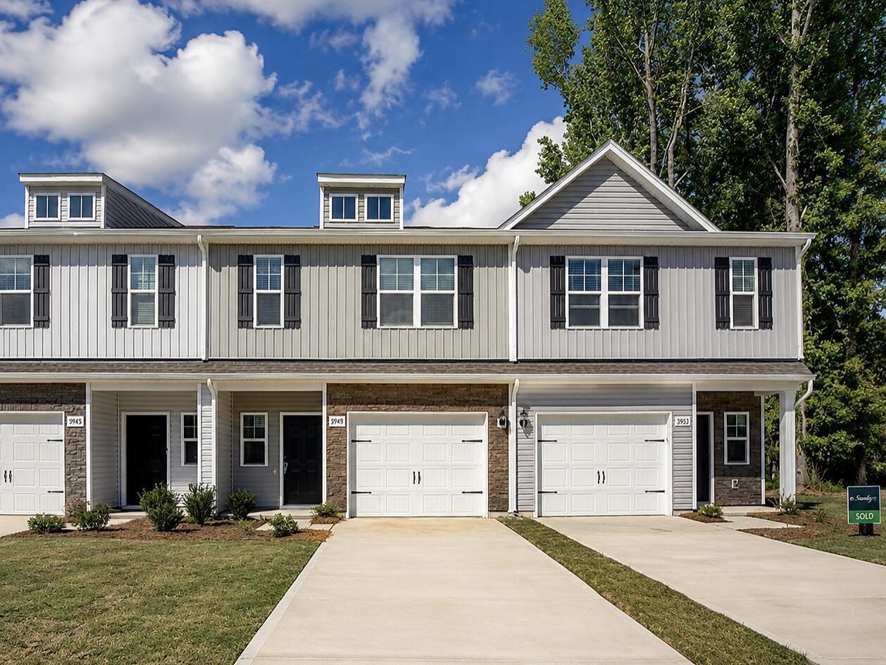 Whitley A - Abershire: Charlotte, North Carolina - Empire Homes