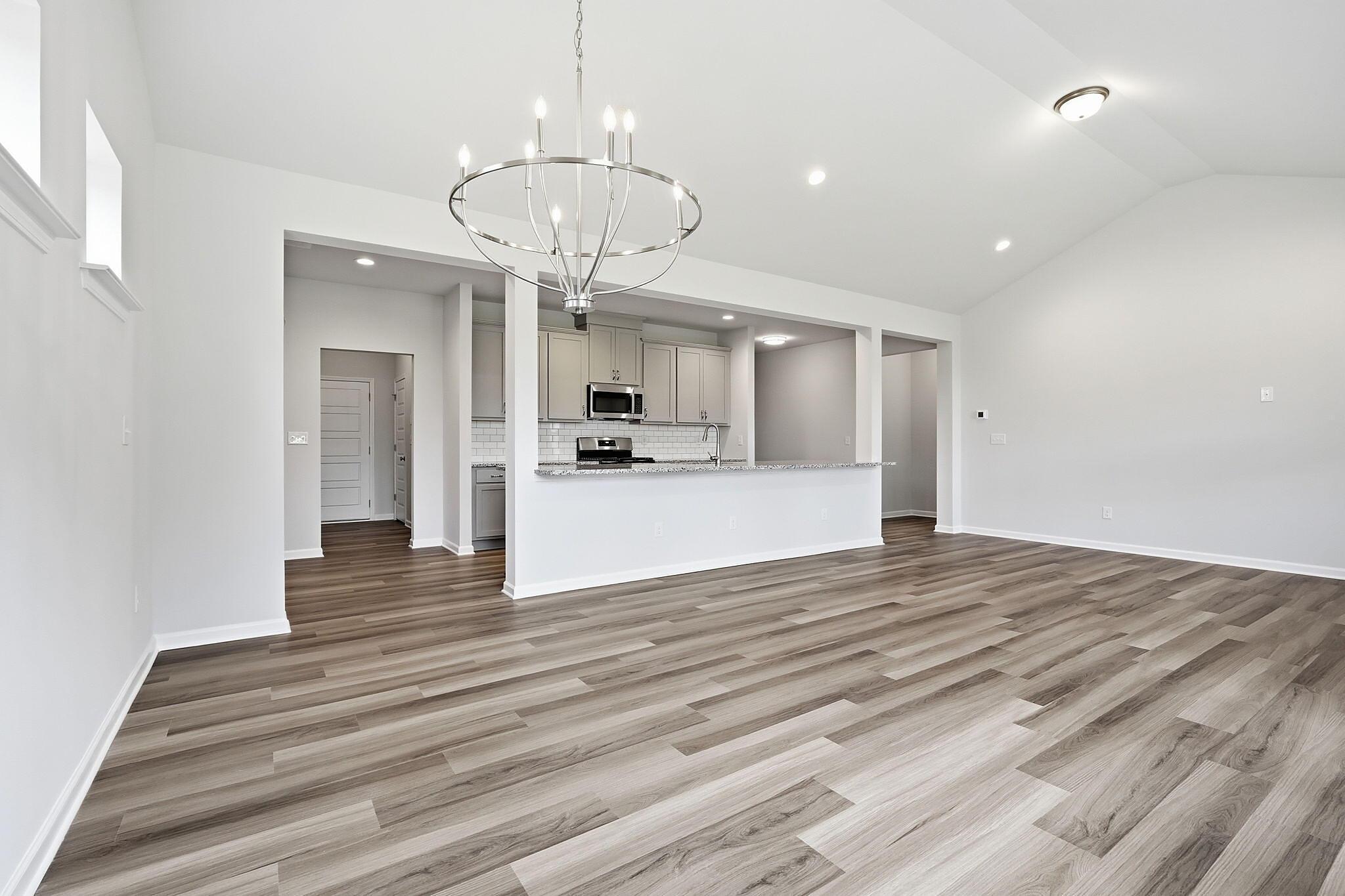 Kitchen, Breakfast & Family Room