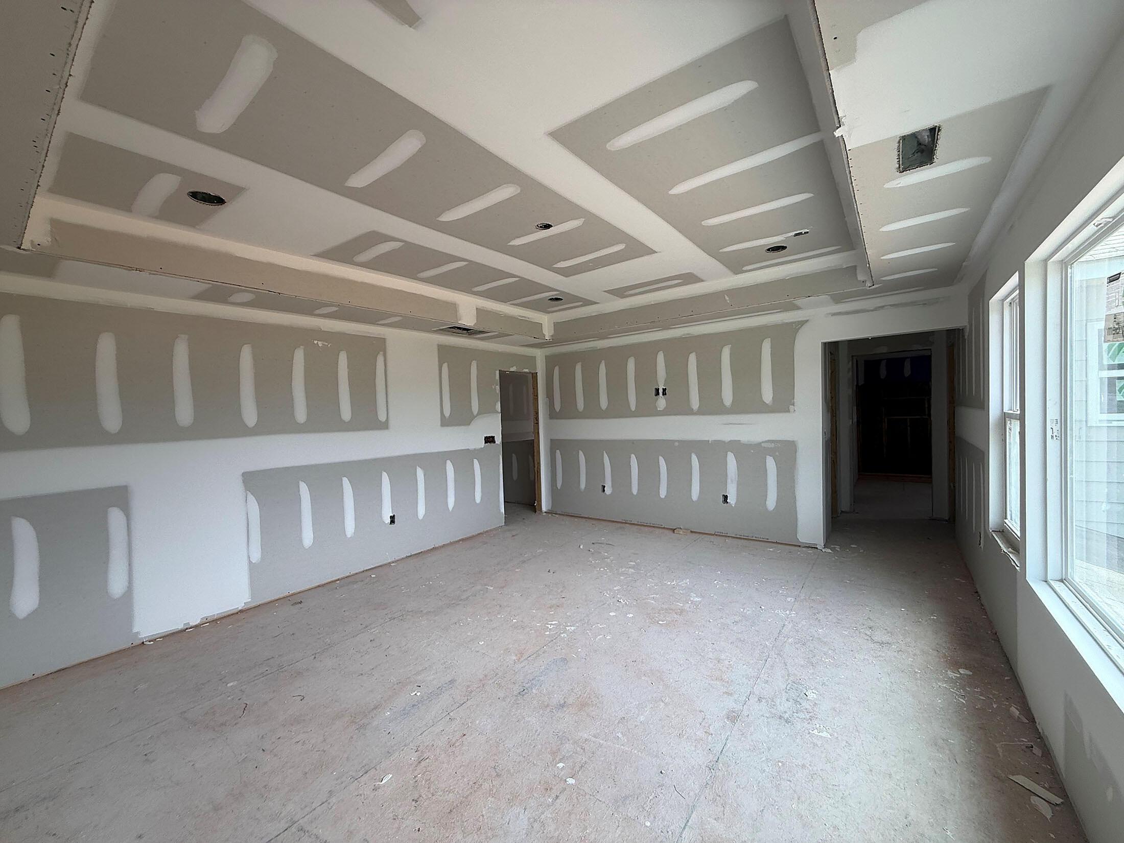 Premier Suite with Tray Ceiling