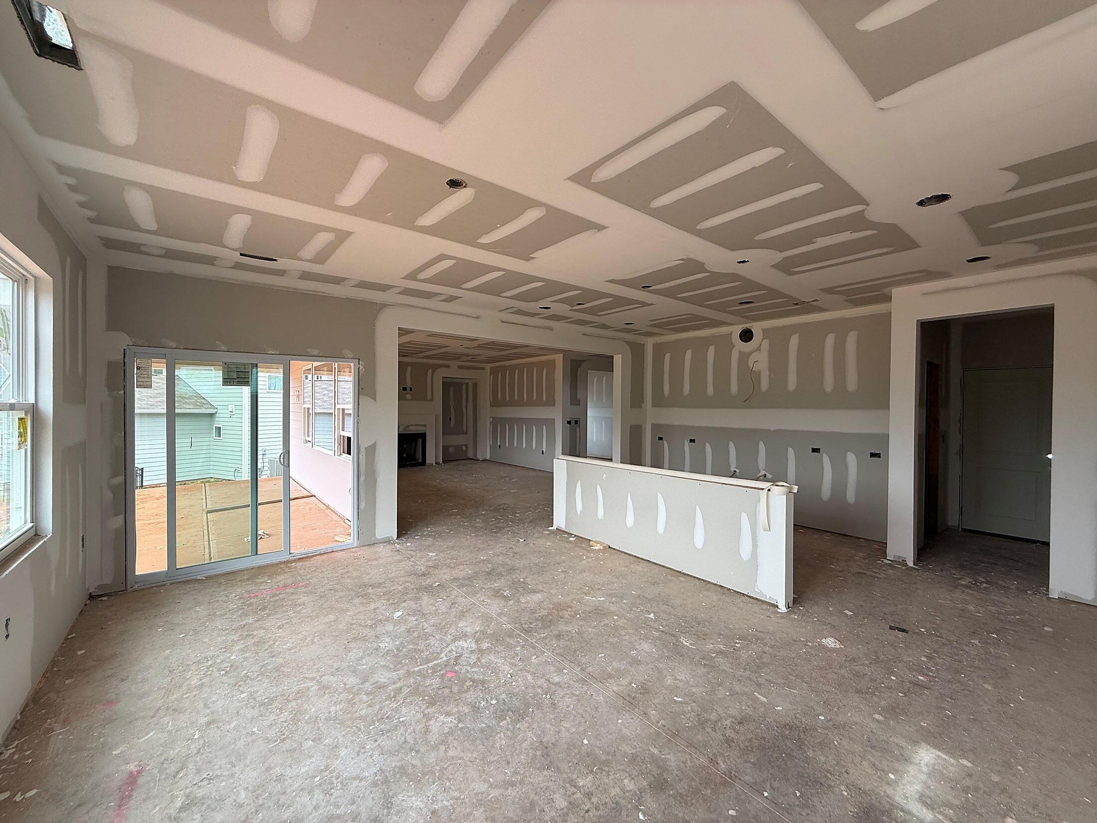 Kitchen & Breakfast area