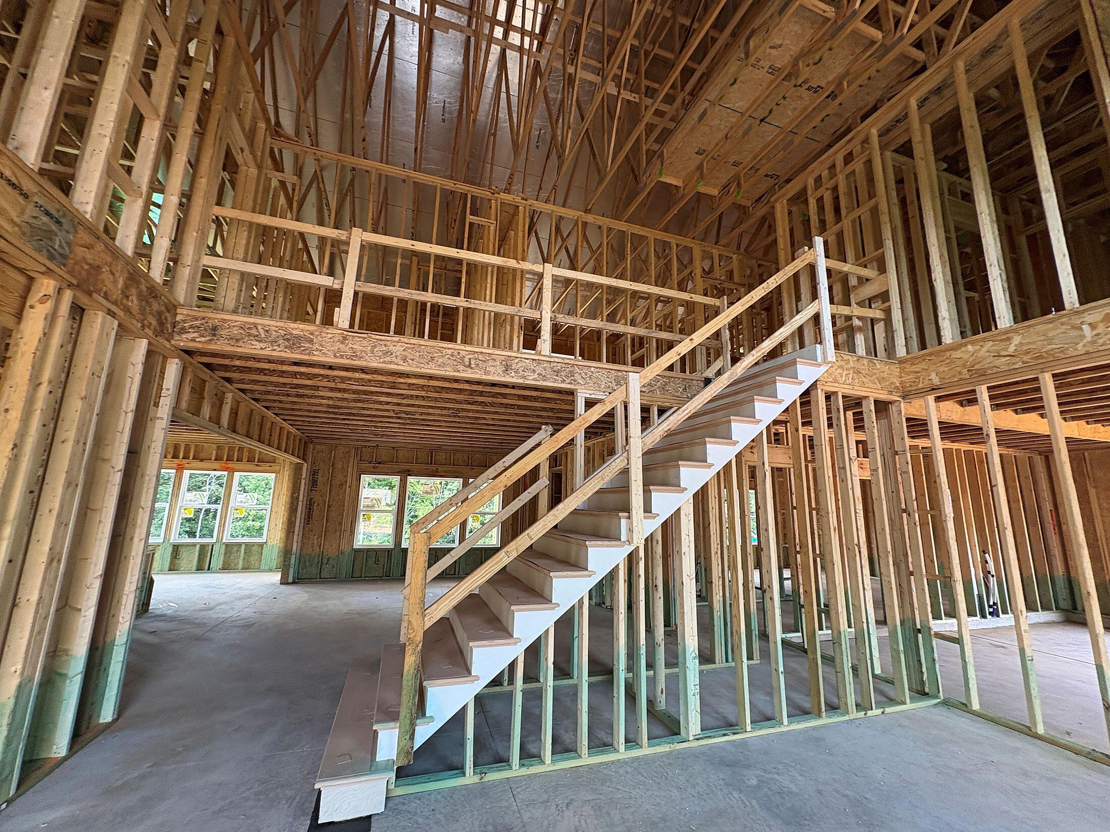 2-Story Foyer & Flex Room