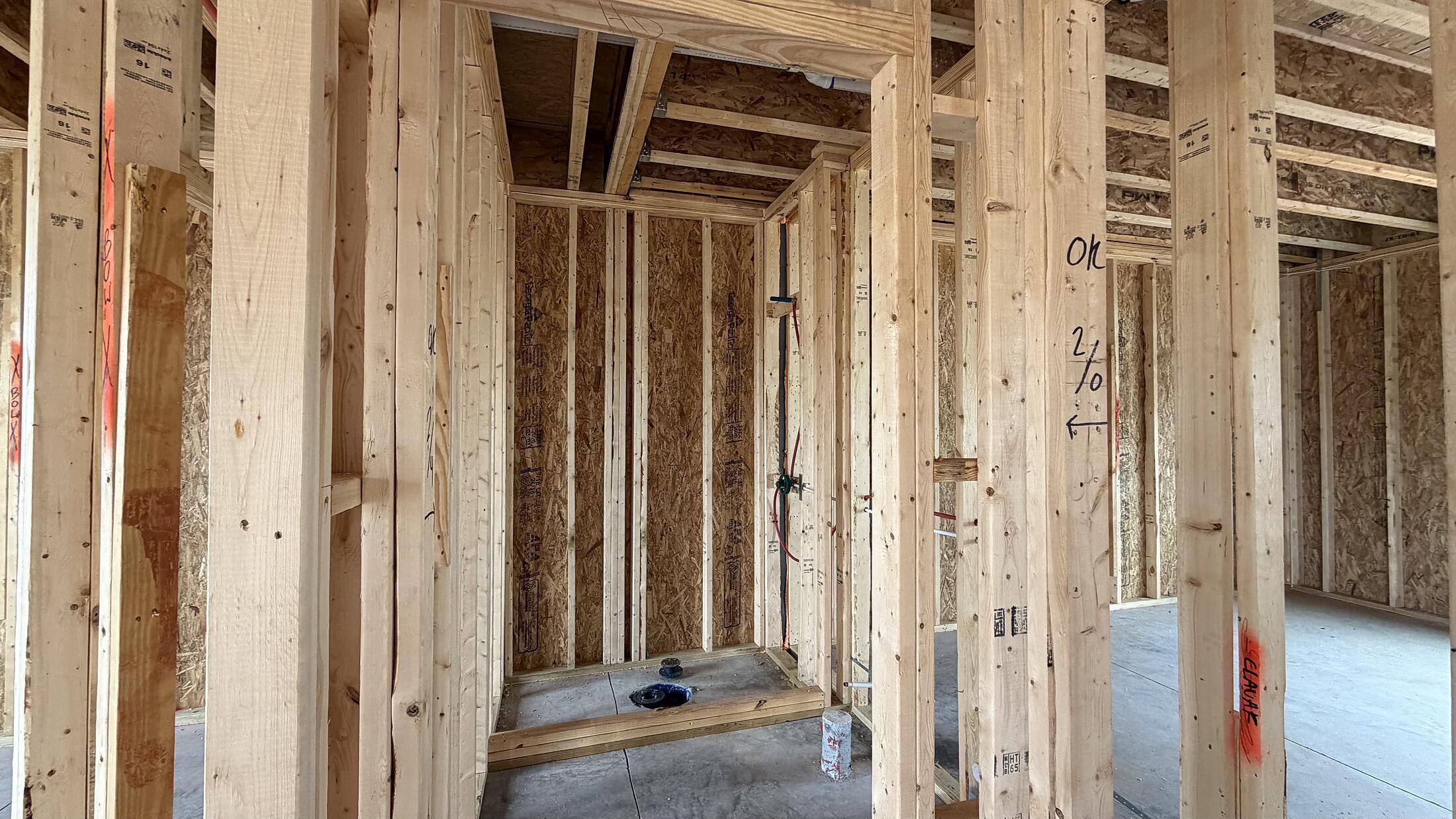Bath 3 - 1st Floor