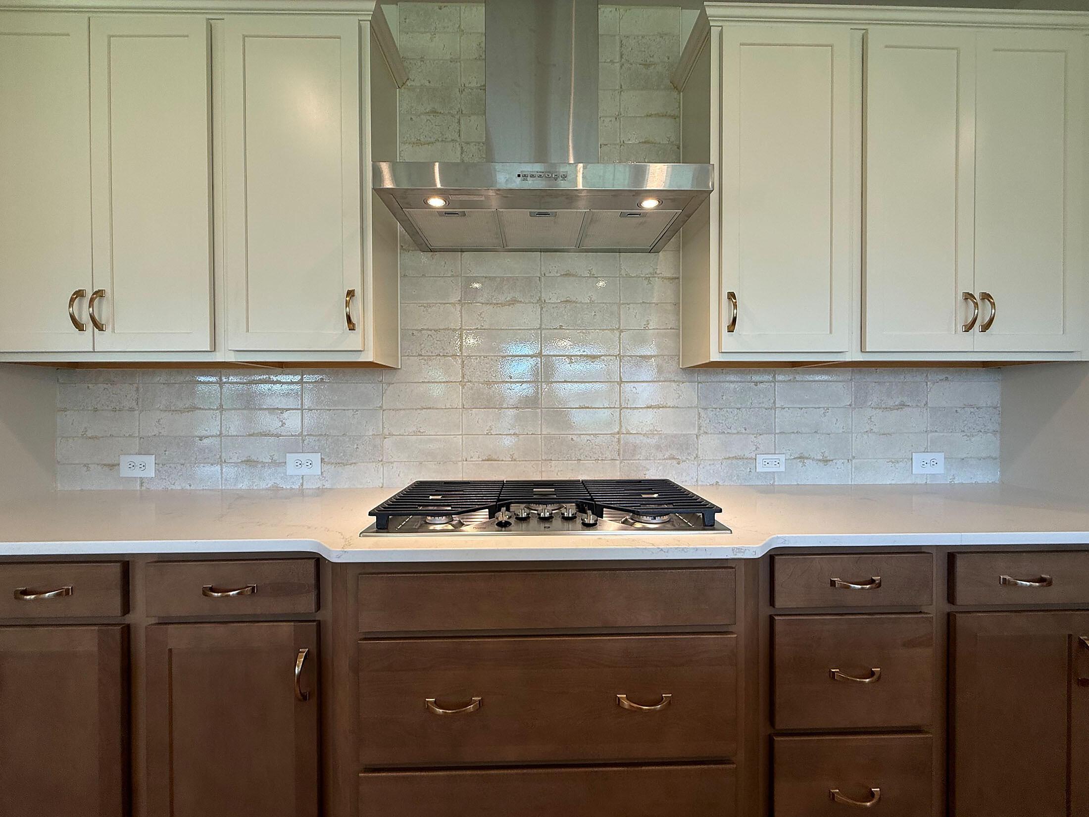GE Gas Cooktop & Extraction Hood