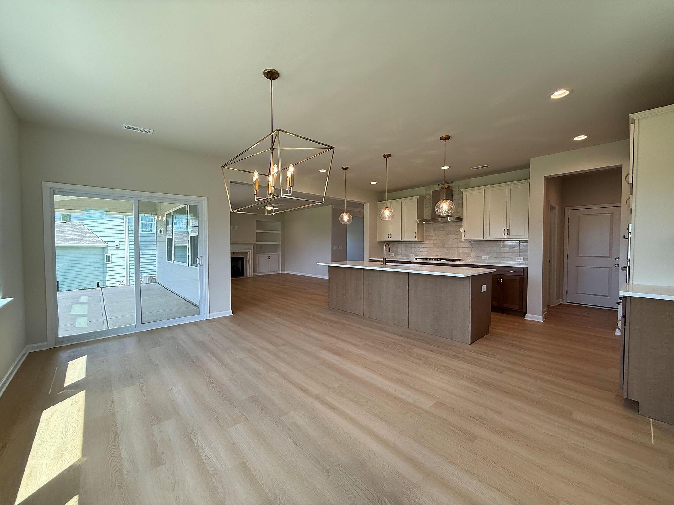 Breakfast & Kitchen