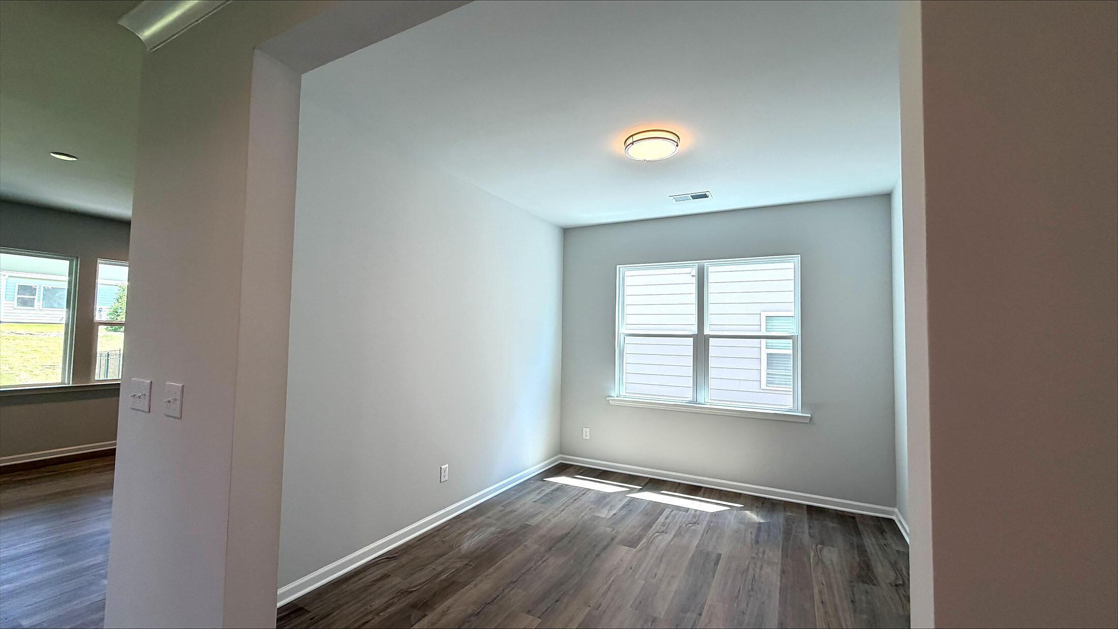 Flex Room