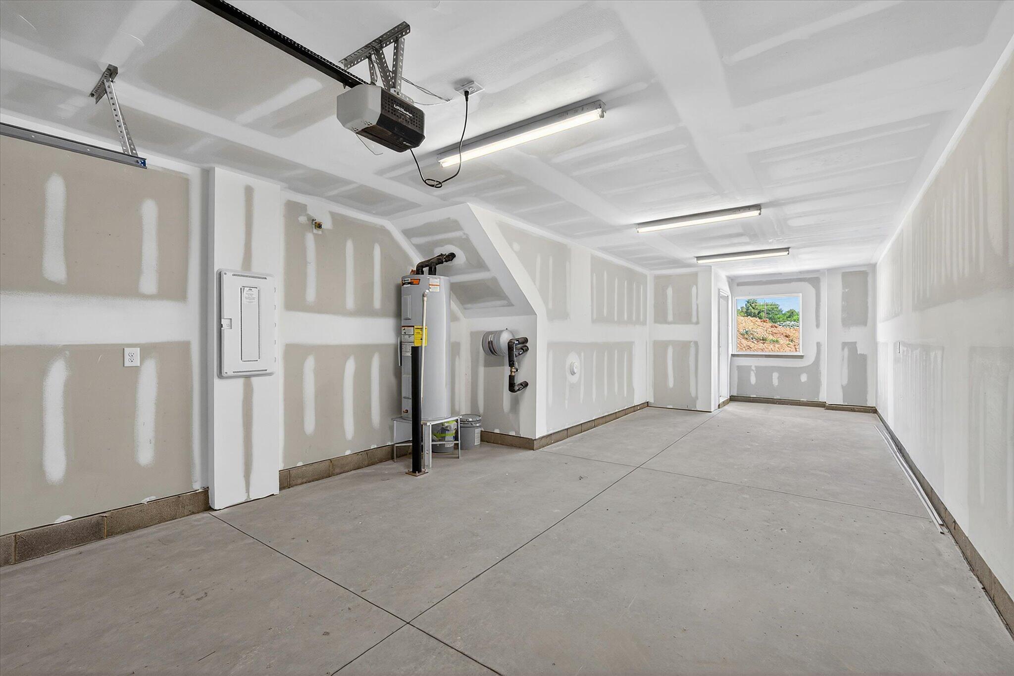 2-Car Tandem Garage