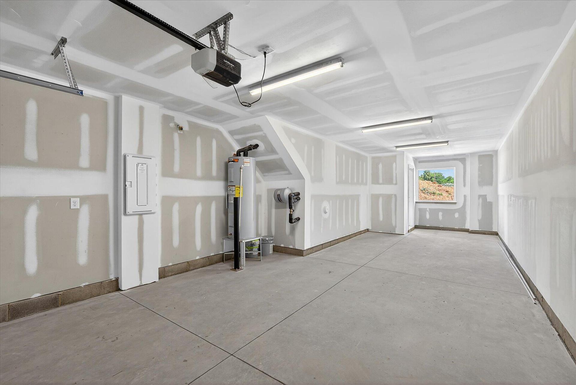 2-Car Tandem Garage