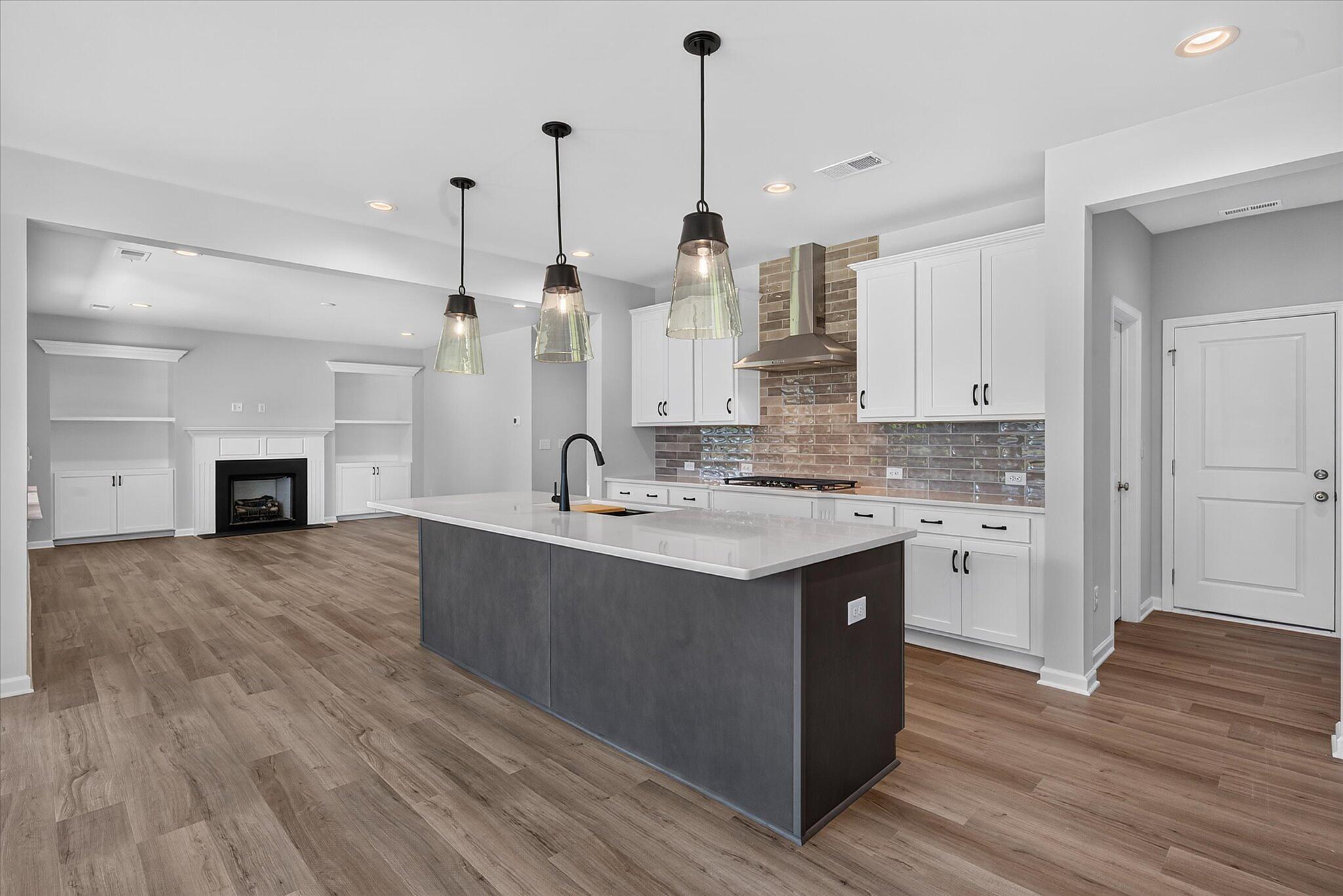 Kitchen & Family Room