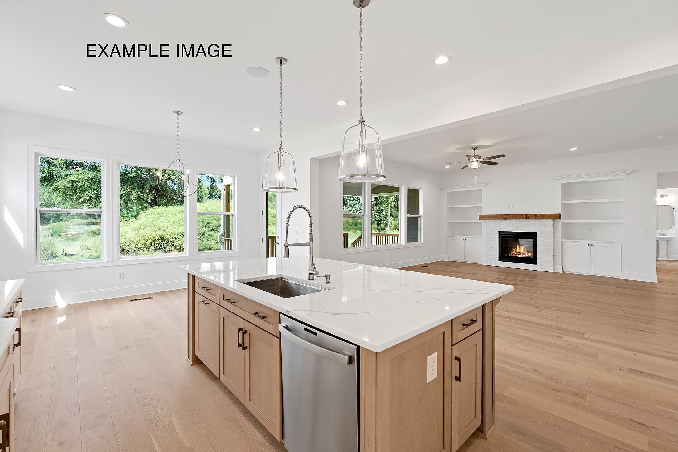 Kitchen, Breakfast & Family - Example